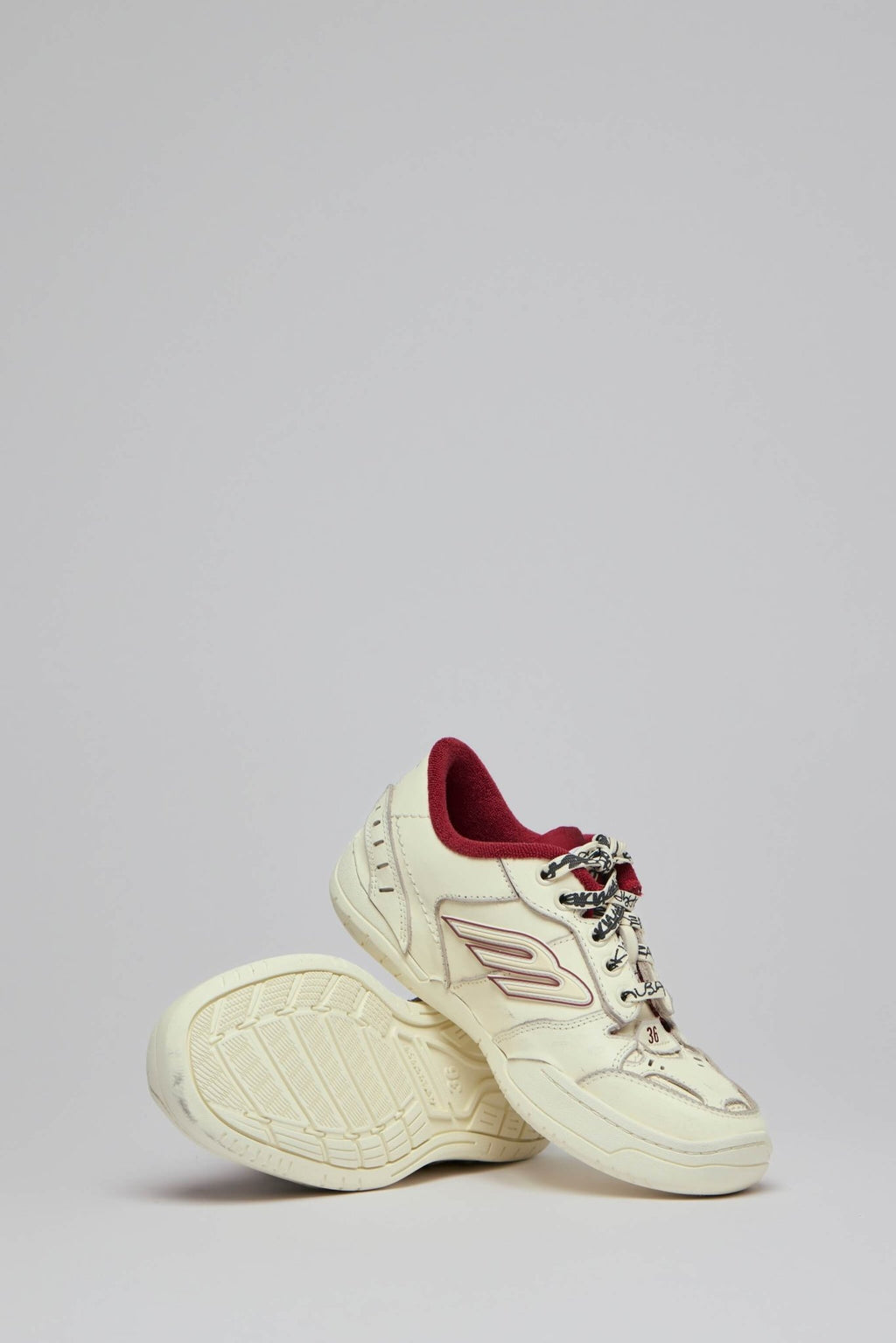 Balenciaga - Hamptoms Medium Worn Out - LABELS