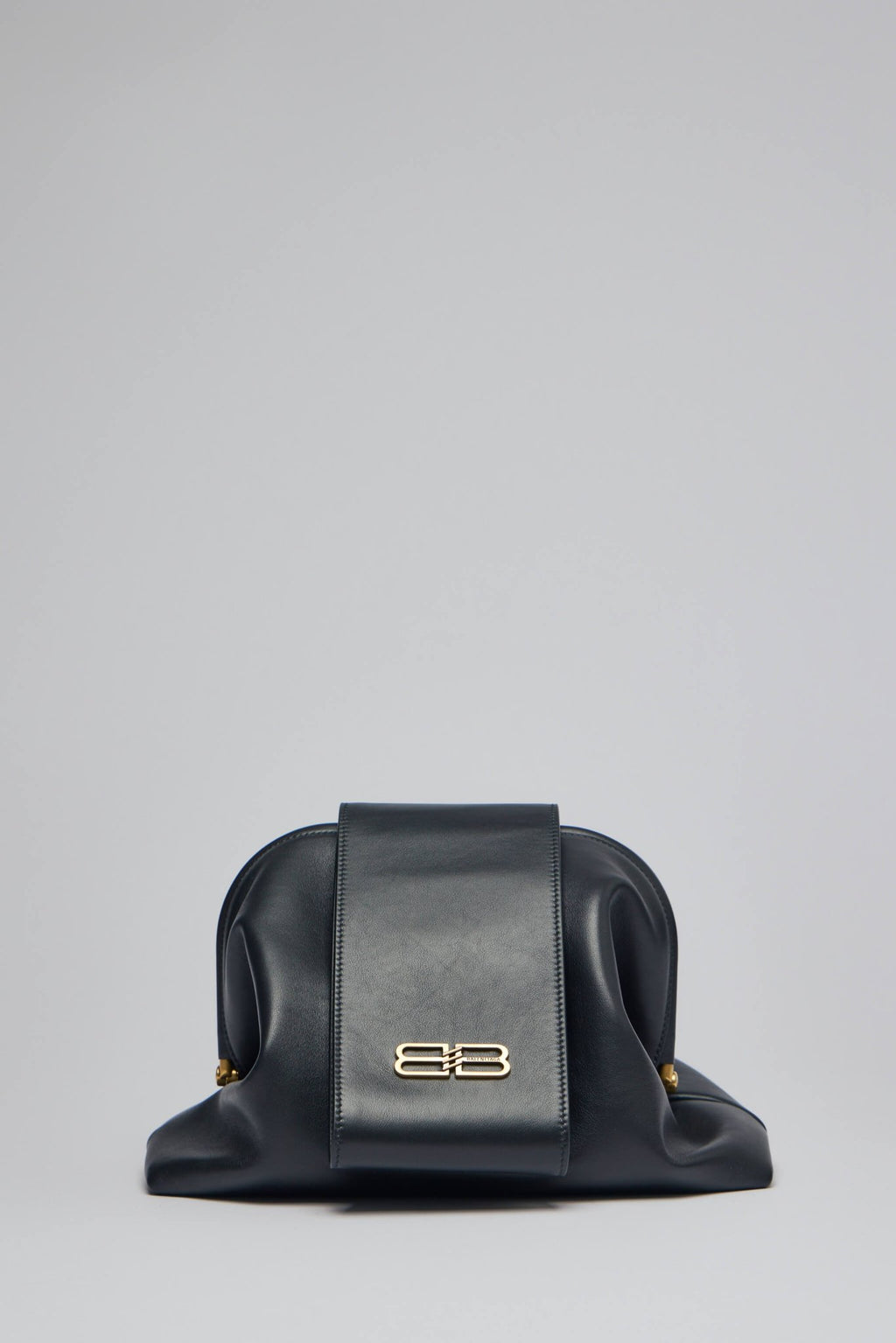 Balenciaga - Handsfree Bag M W - LABELS