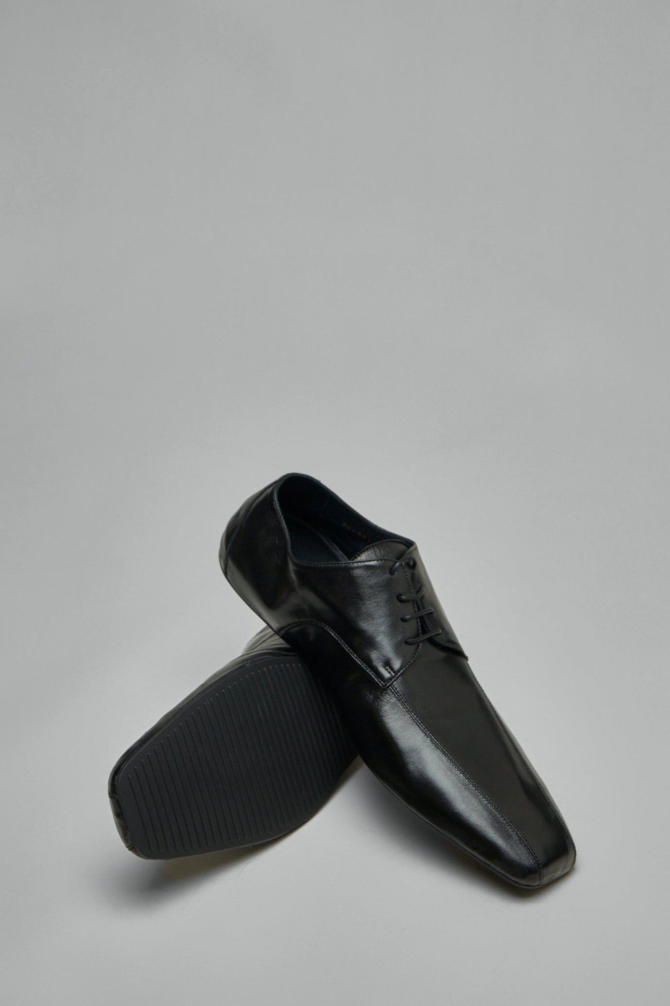 Balenciaga - Hyperflat Lambskin - LABELS