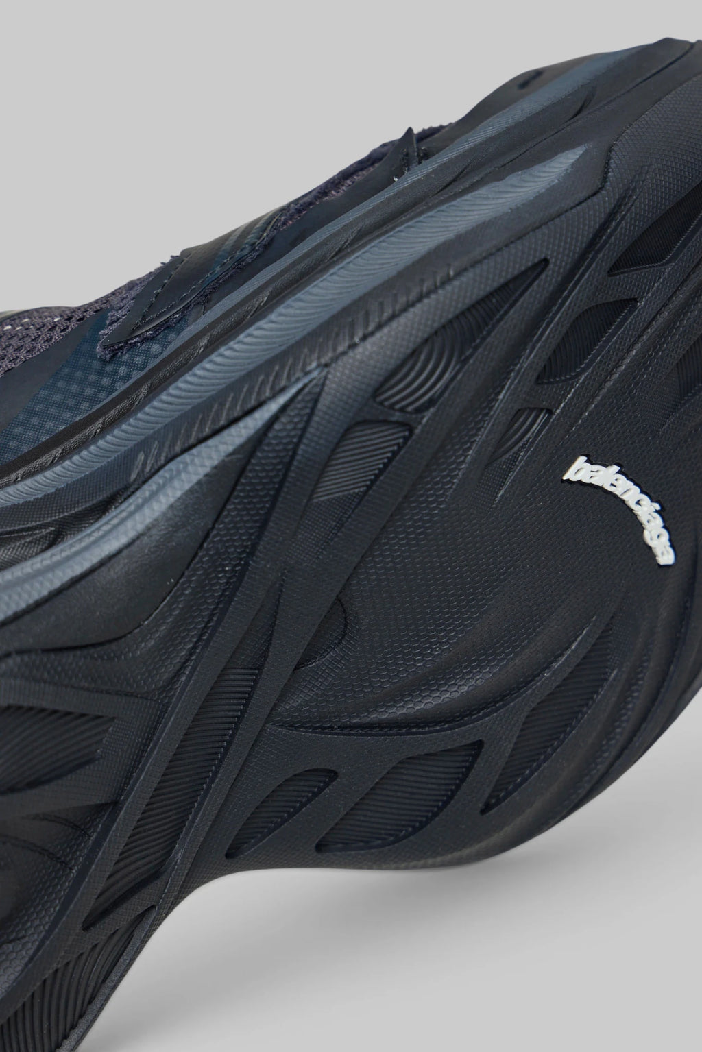 Balenciaga - Jet Sneaker - LABELS