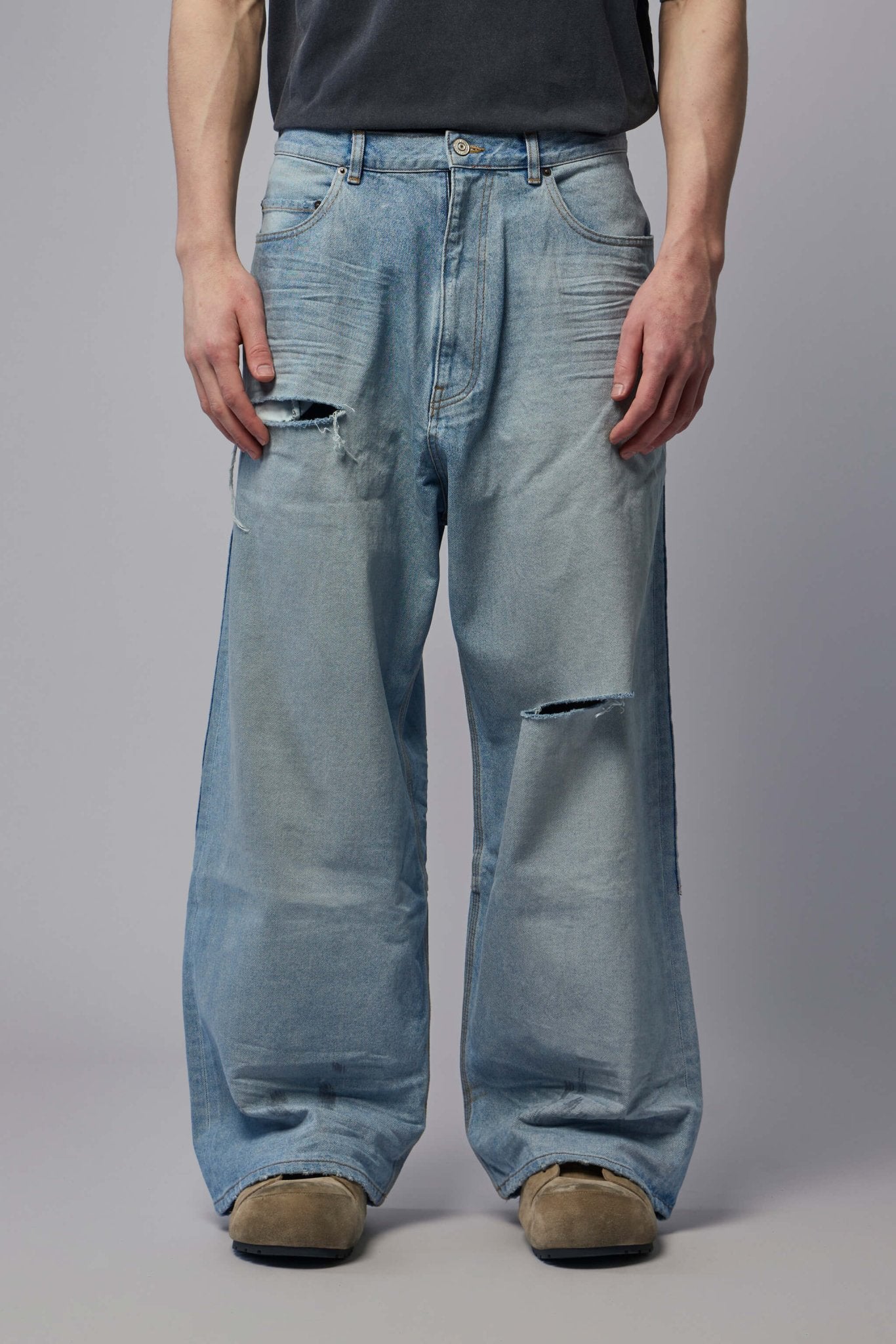 Balenciaga Wide-Leg Jeans - Minimal Baggy Pants – LABELS