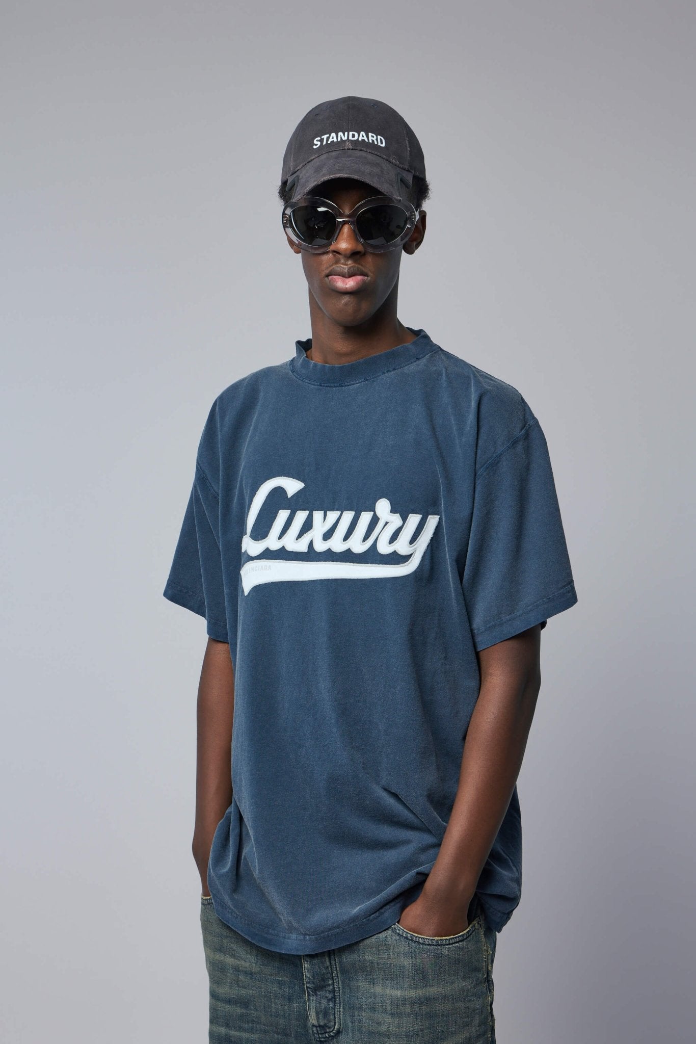 Balenciaga T-Shirts - Oversized Cotton Logo Tee – LABELS