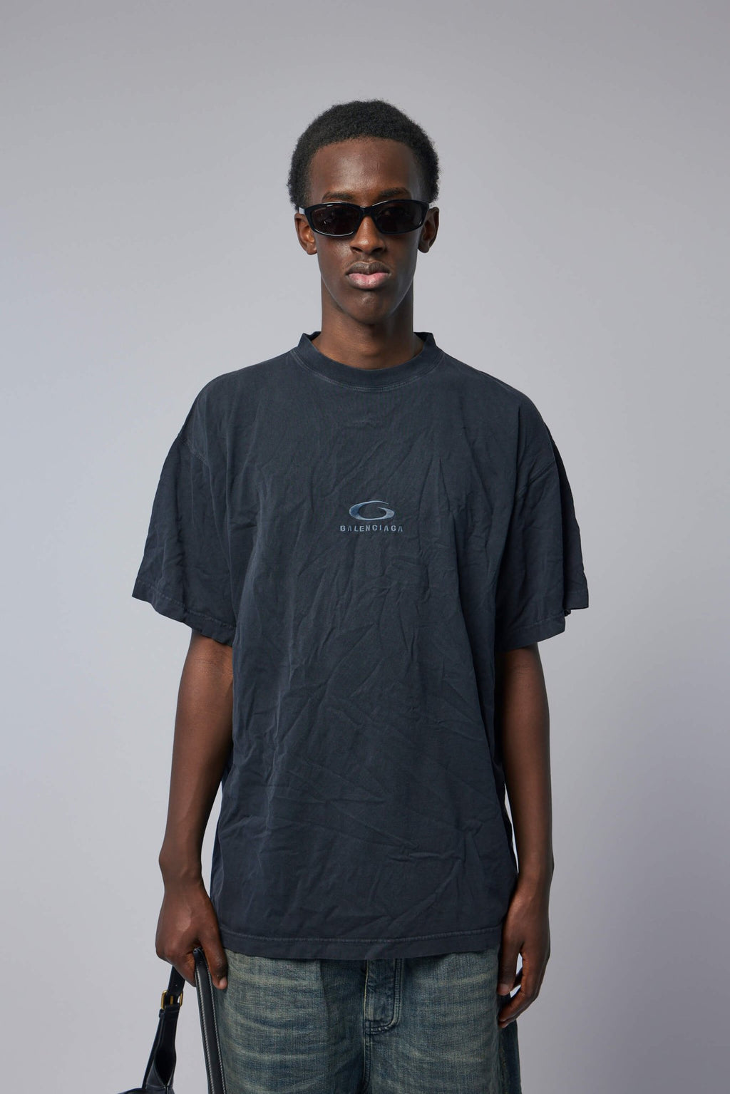 Balenciaga - Oversized T-Shirt | 850345 TTVH9 1041 | faded washed black - LABELS