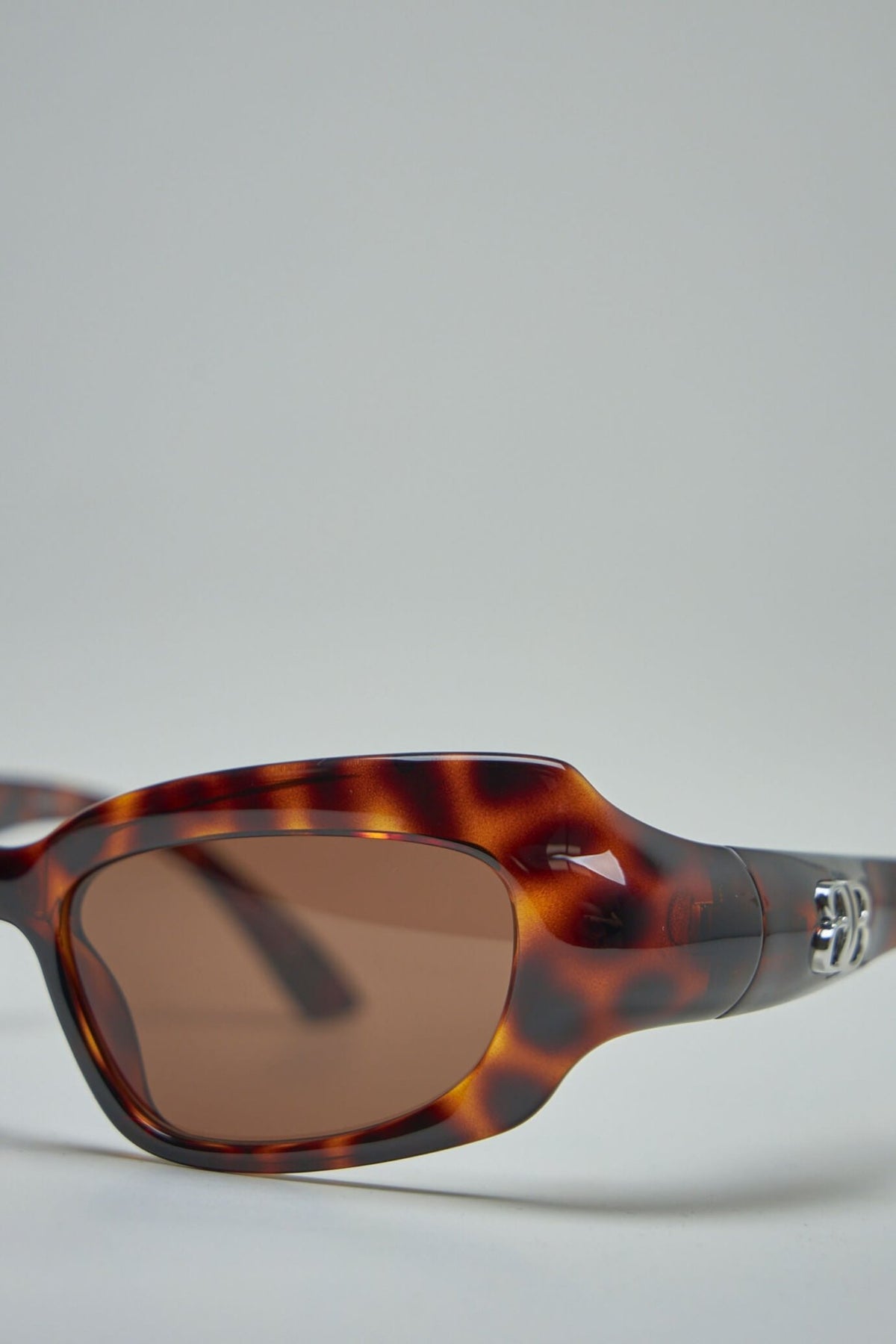 Full view of Balenciaga Palazzo Rectangle sunglasses on white background