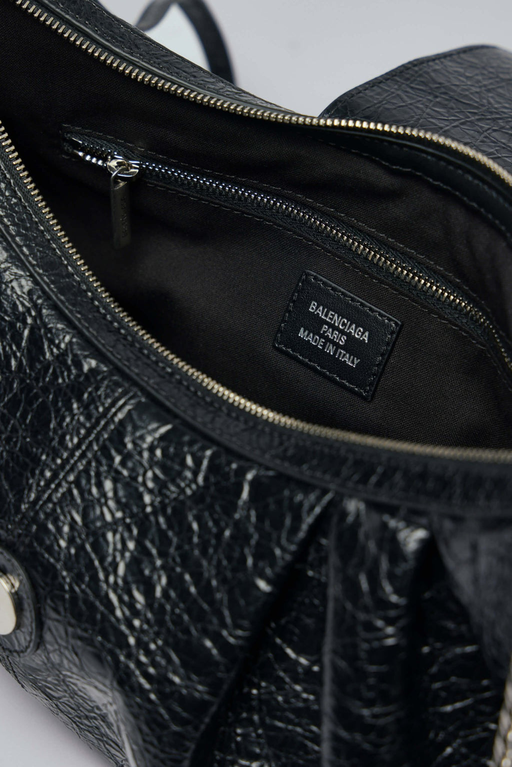 Balenciaga - Pamela Shoulder Bag M - LABELS