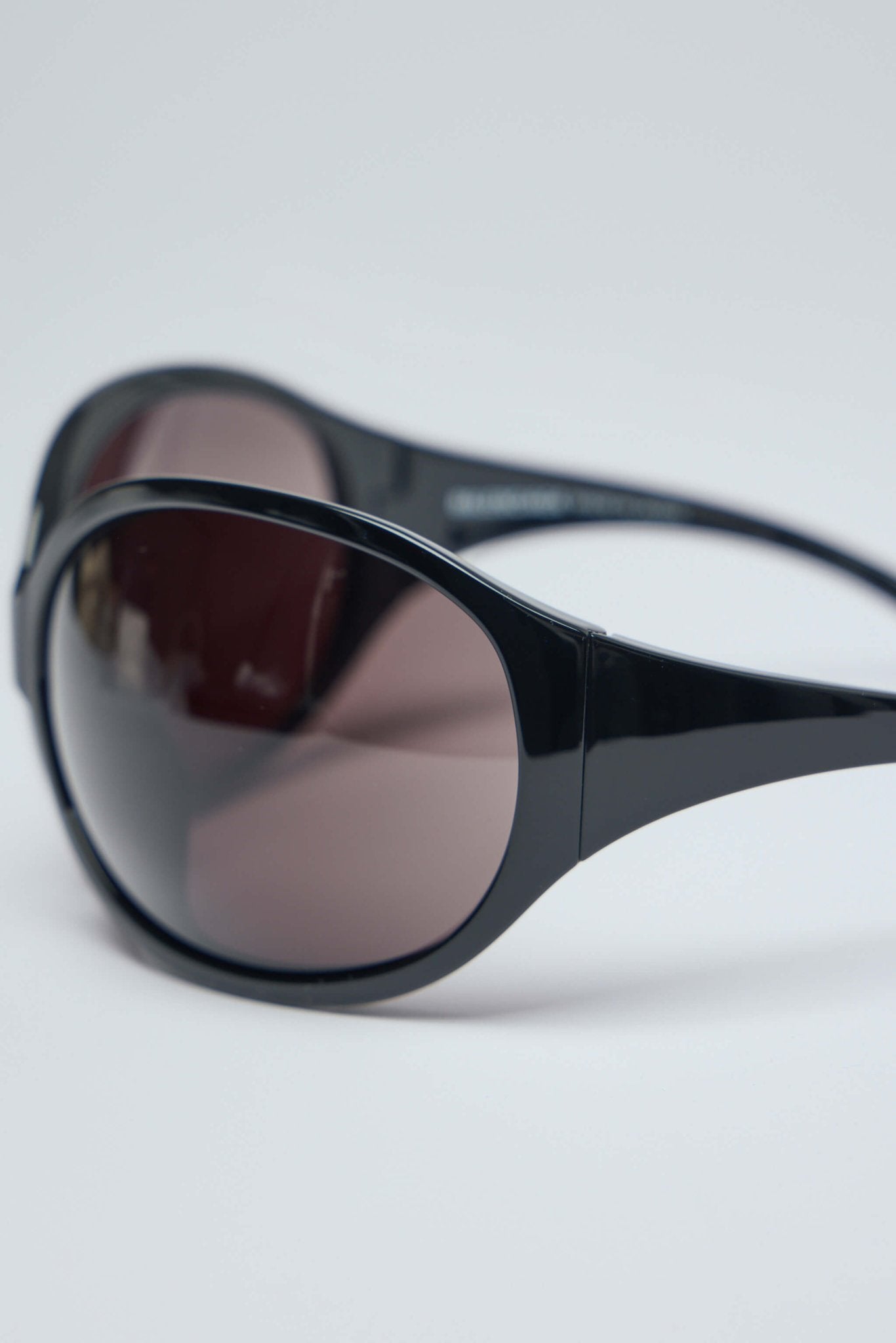 Balenciaga - Phantom Round Bb0502s - LABELS