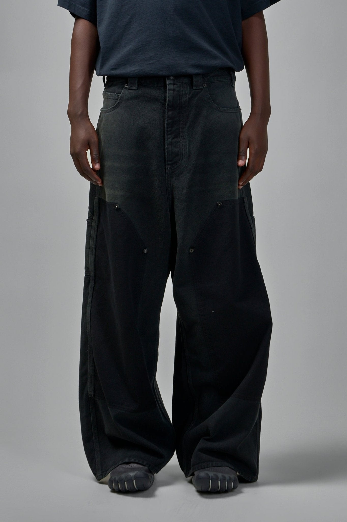 Balenciaga Ripped Off Baggy Pants - LABELS