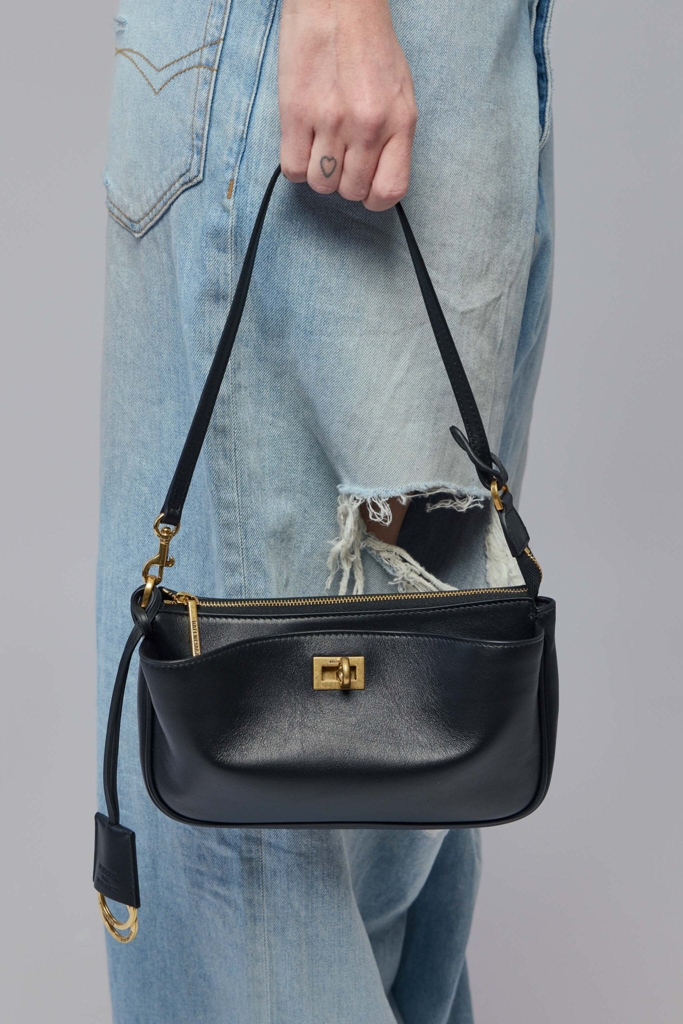 Balenciaga - Rodeo Sling Pochette - LABELS