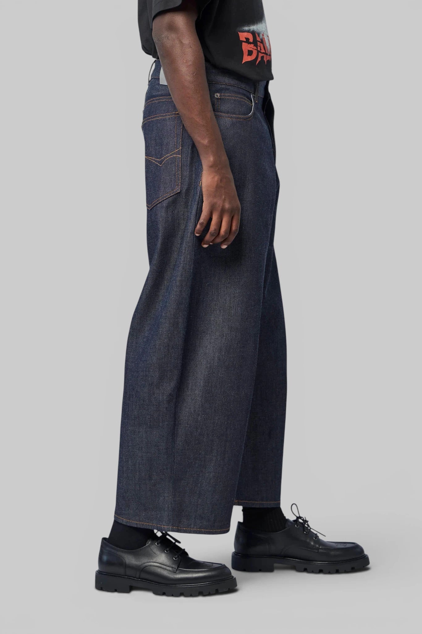 Balenciaga - Round Fit Jean - LABELS
