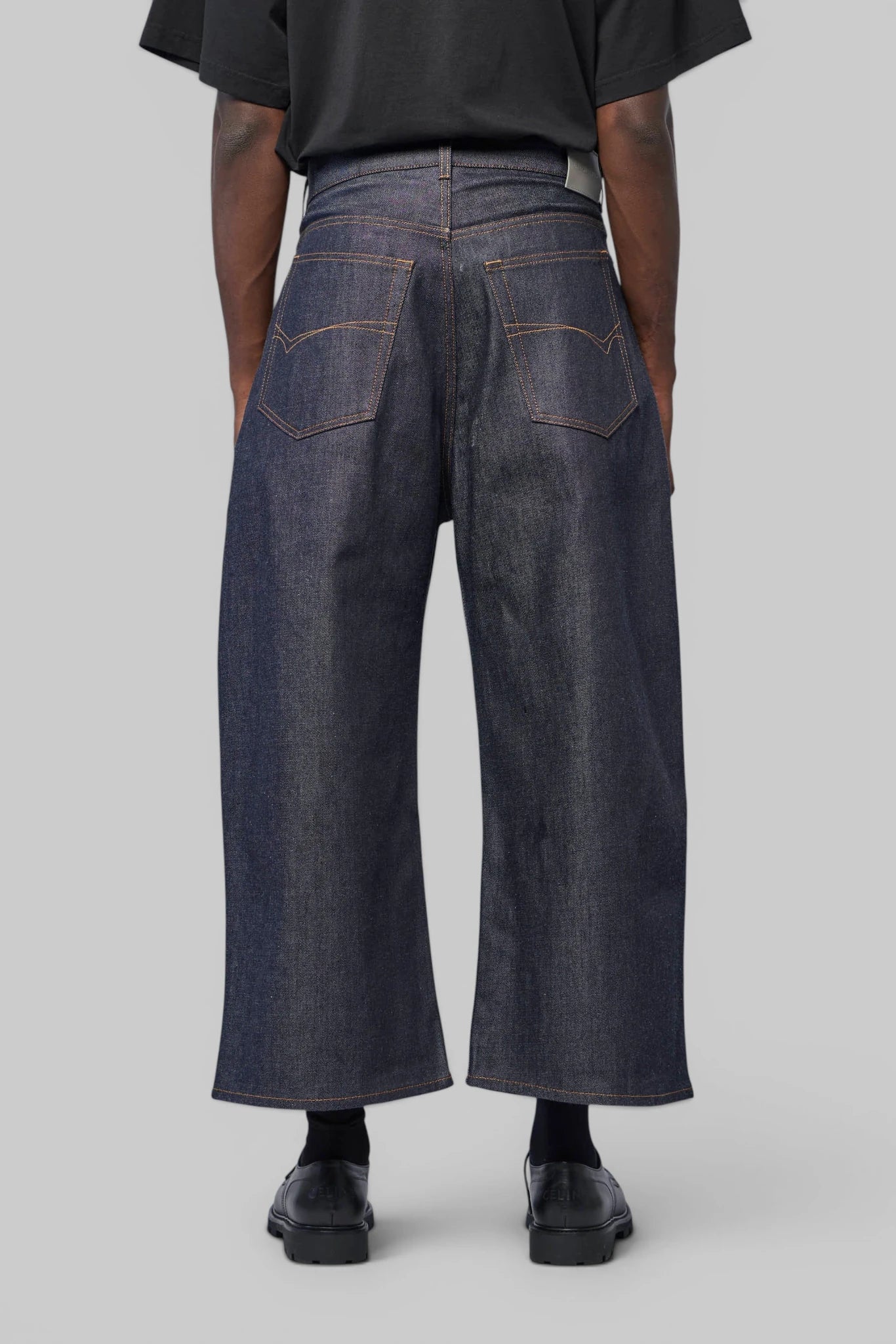 Balenciaga - Round Fit Jean - LABELS