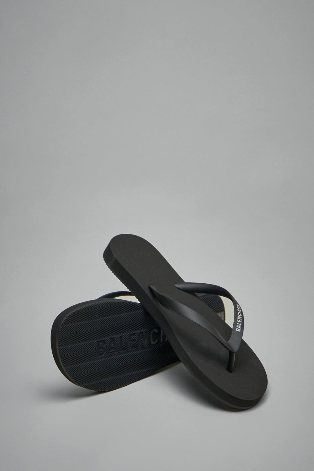 Balenciaga - Thong Sandal - LABELS