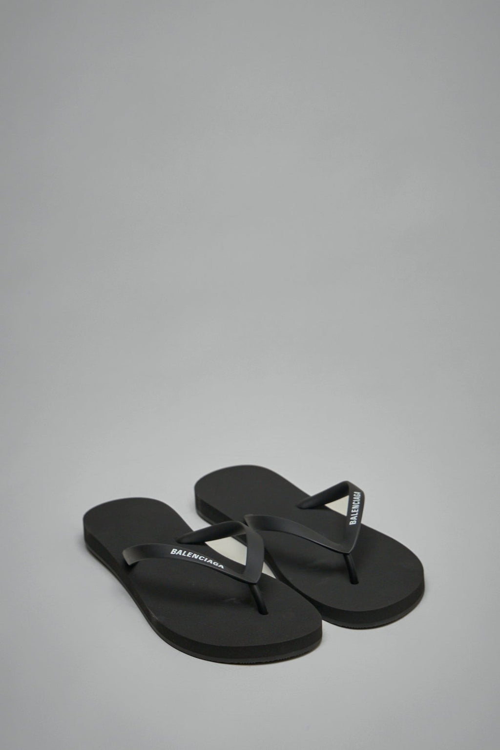Balenciaga - Thong Sandal - LABELS