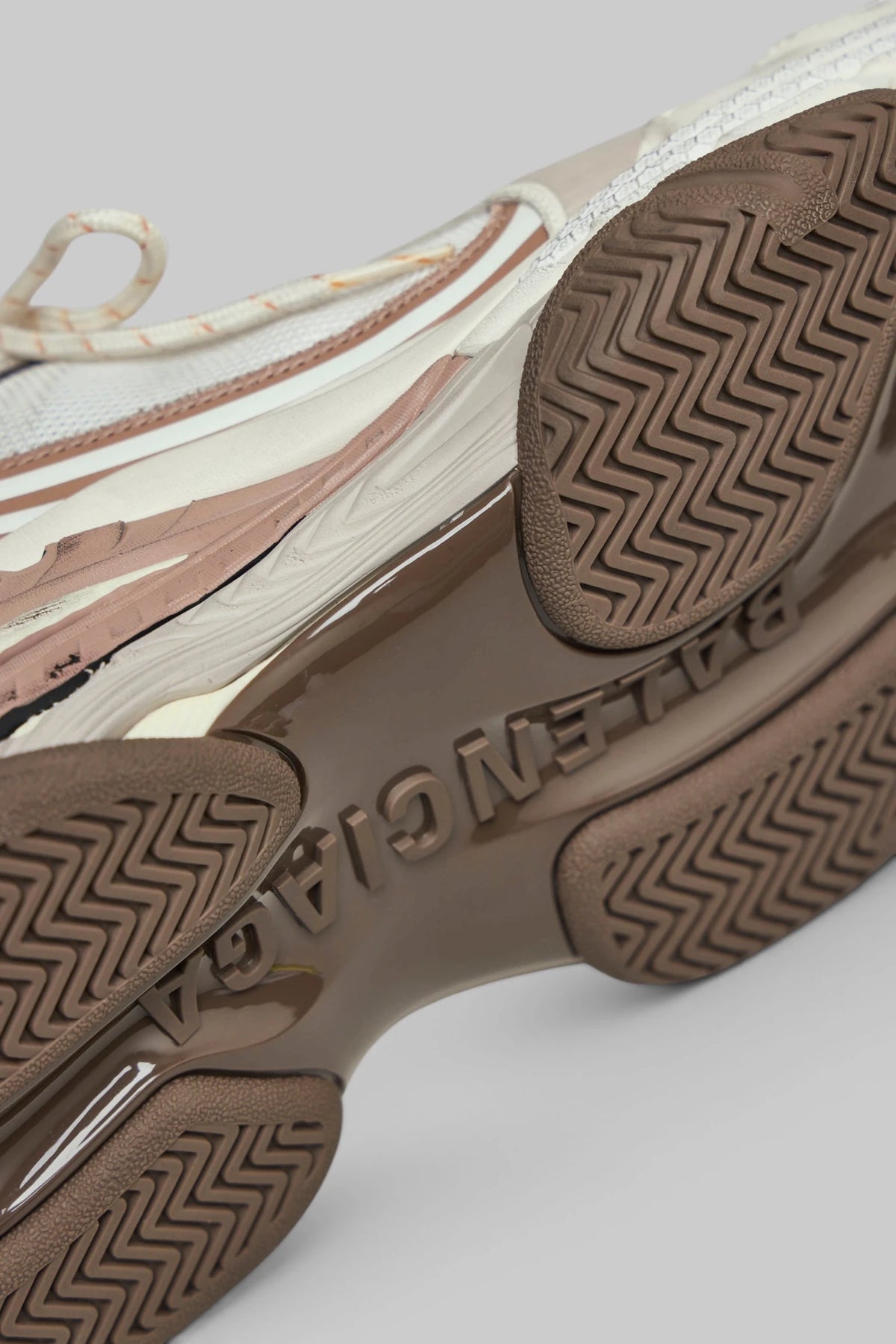 Balenciaga - Triple S.2 Sneaker - LABELS
