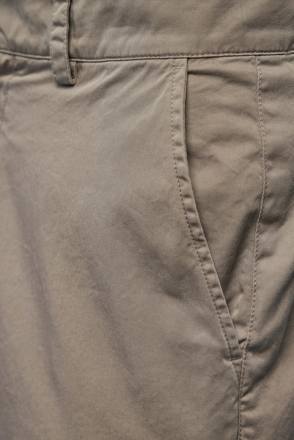 Balenciaga - Workwear Pants New Beige - LABELS
