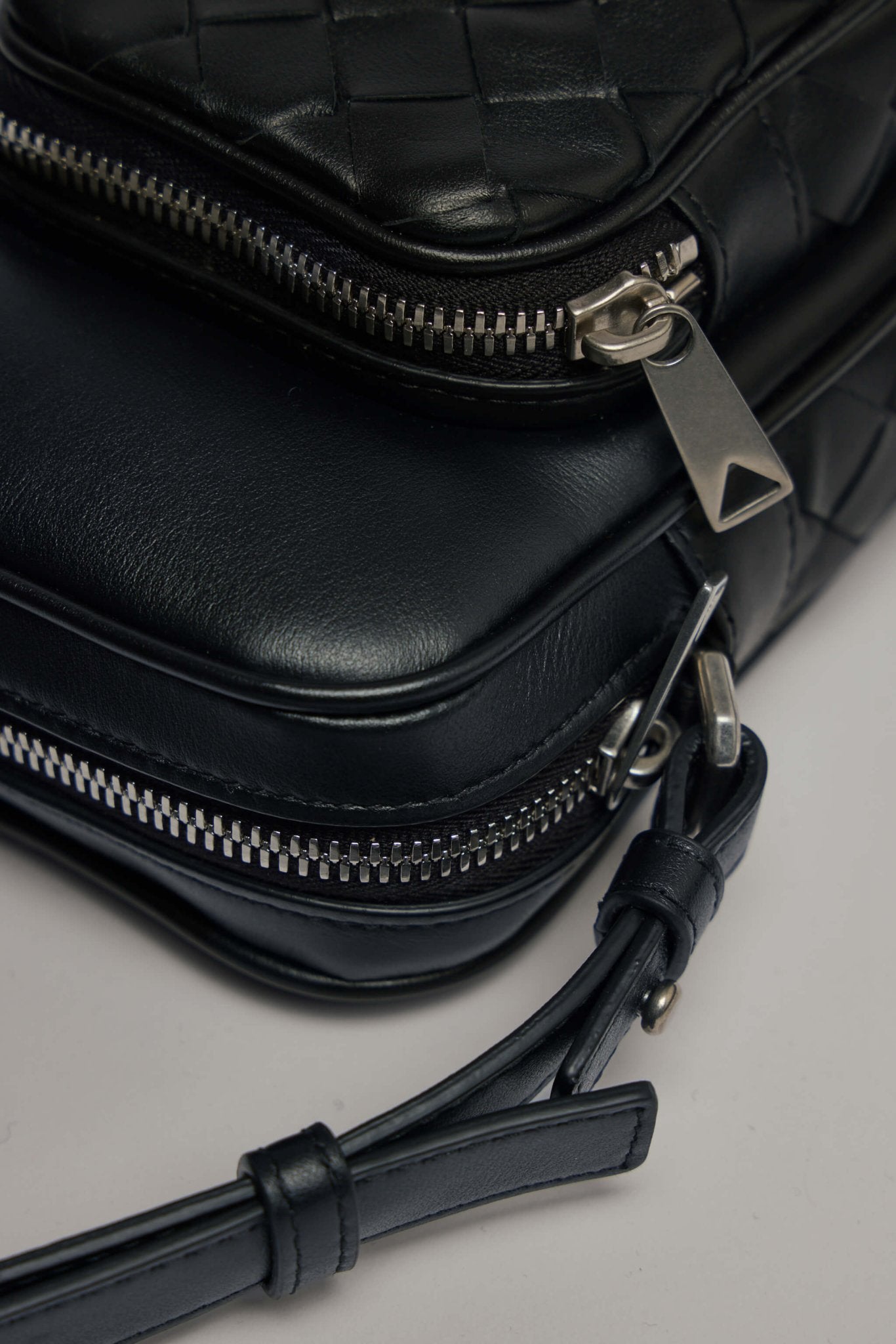 Bottega Veneta - Borsa Avenue Intreccio 15 - LABELS