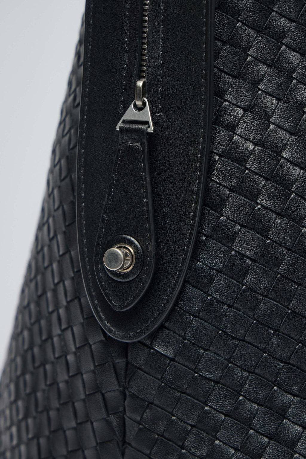Bottega Veneta - Borsa Intrecciato 10 Nappa Supple - LABELS