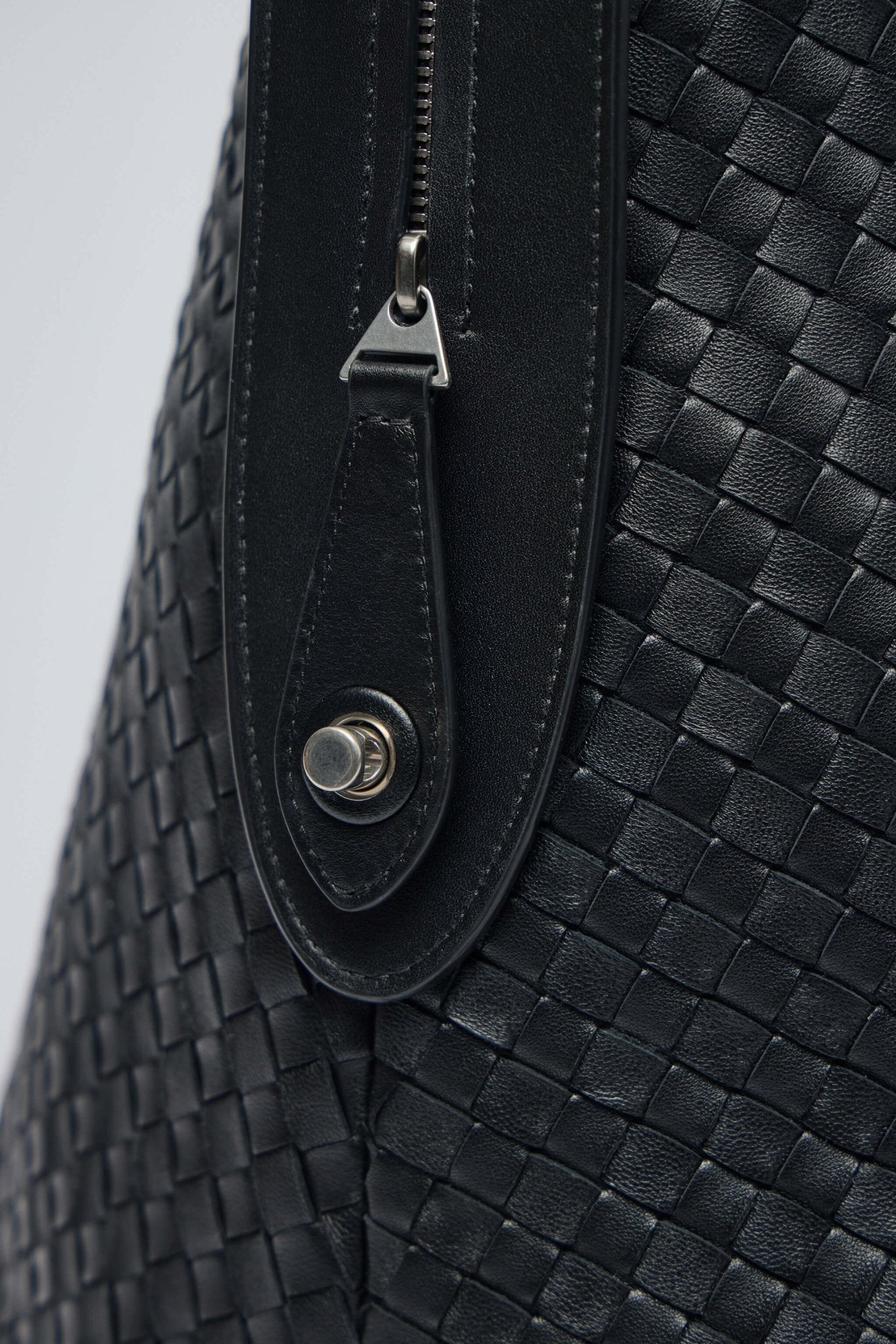 Bottega Veneta - Borsa Intrecciato 10 Nappa Supple - LABELS
