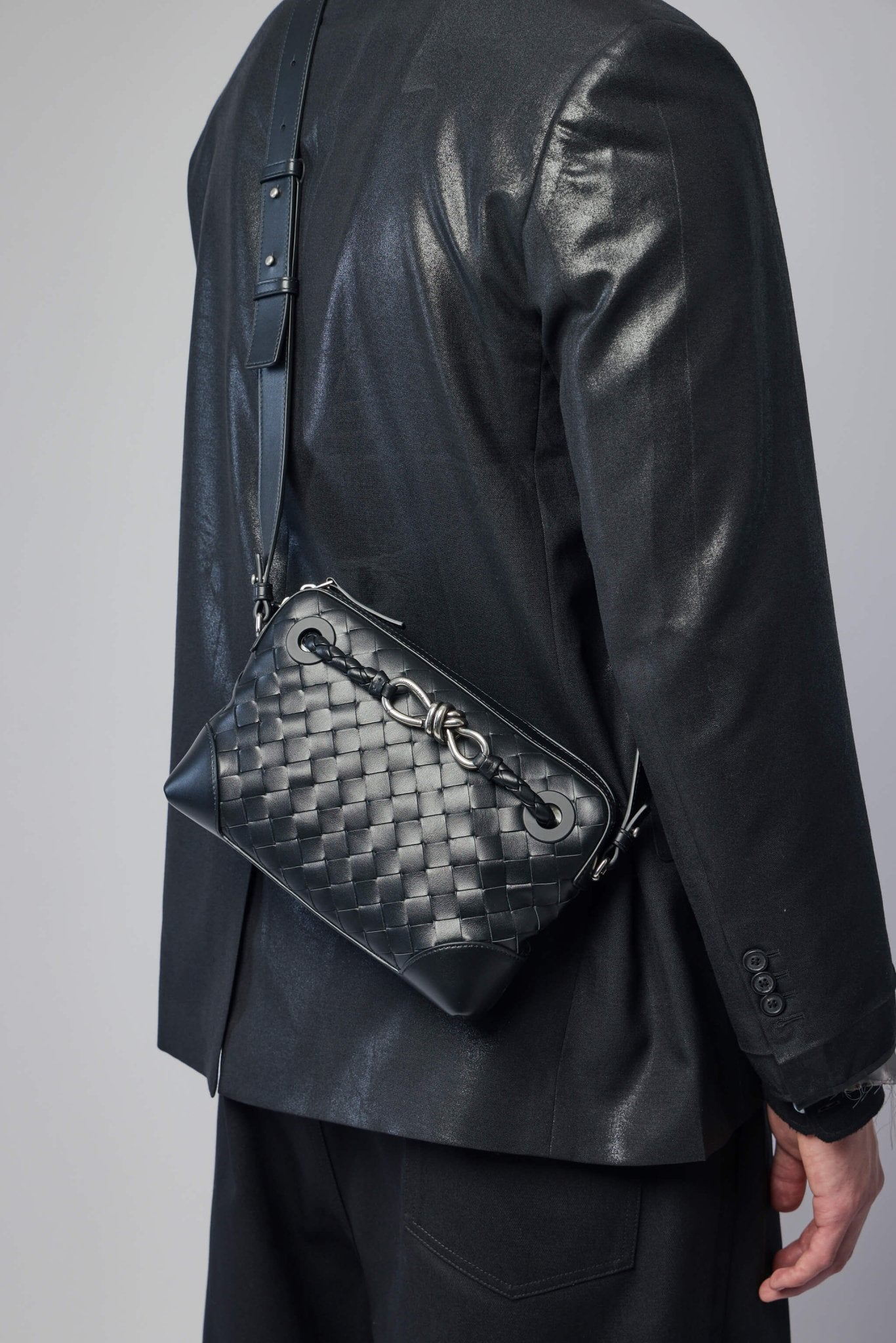 Bottega Veneta Crossbody Bags - Borsaavenue Intr. 15 – LABELS