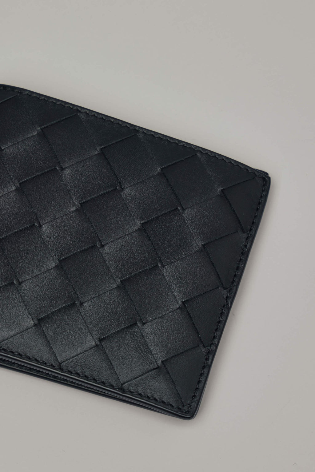 Bottega Veneta - Intrecciato Bi - Fold Portafoglio Wallet - LABELS