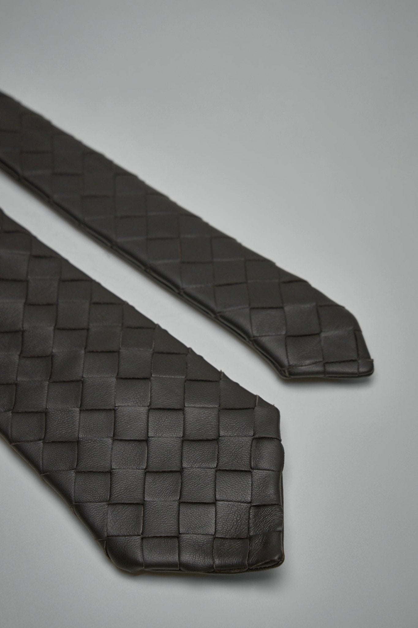 Bottega Veneta - Intrecciato Leather Tie - LABELS
