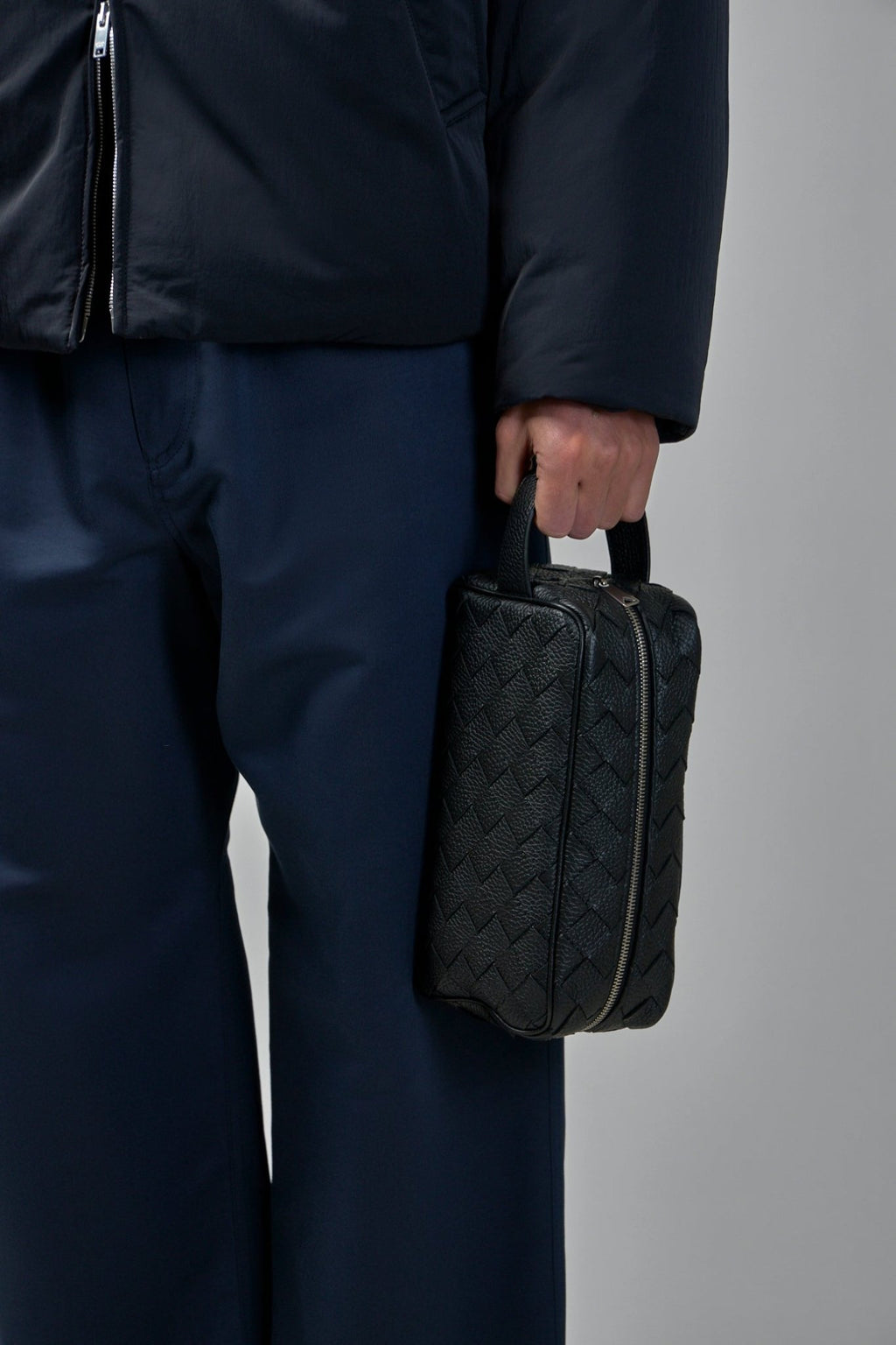 Bottega Veneta - Pouch Intrecciato 20 Taurillon - LABELS