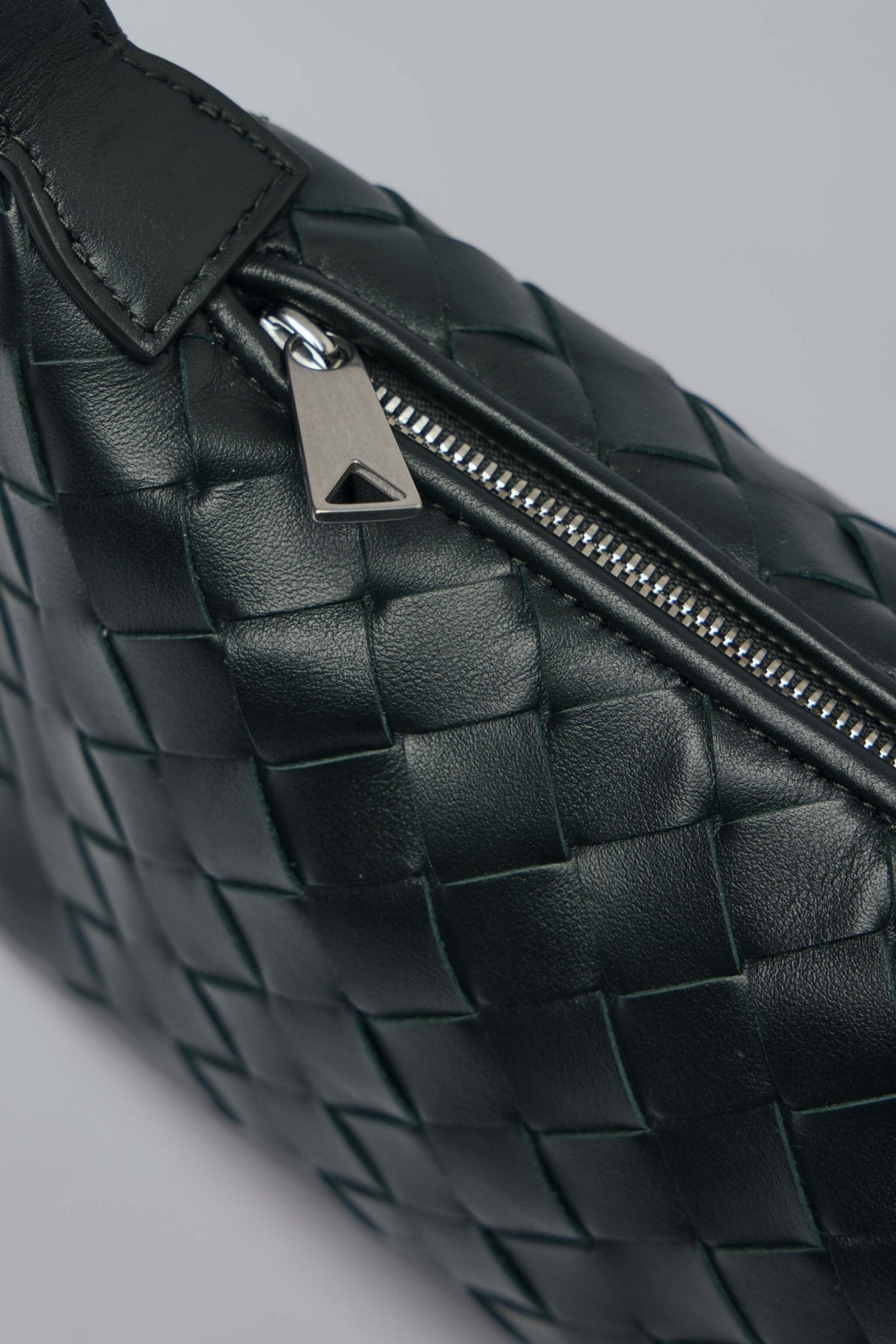 Bottega Veneta - Pouchavenue Intr. 15 - LABELS