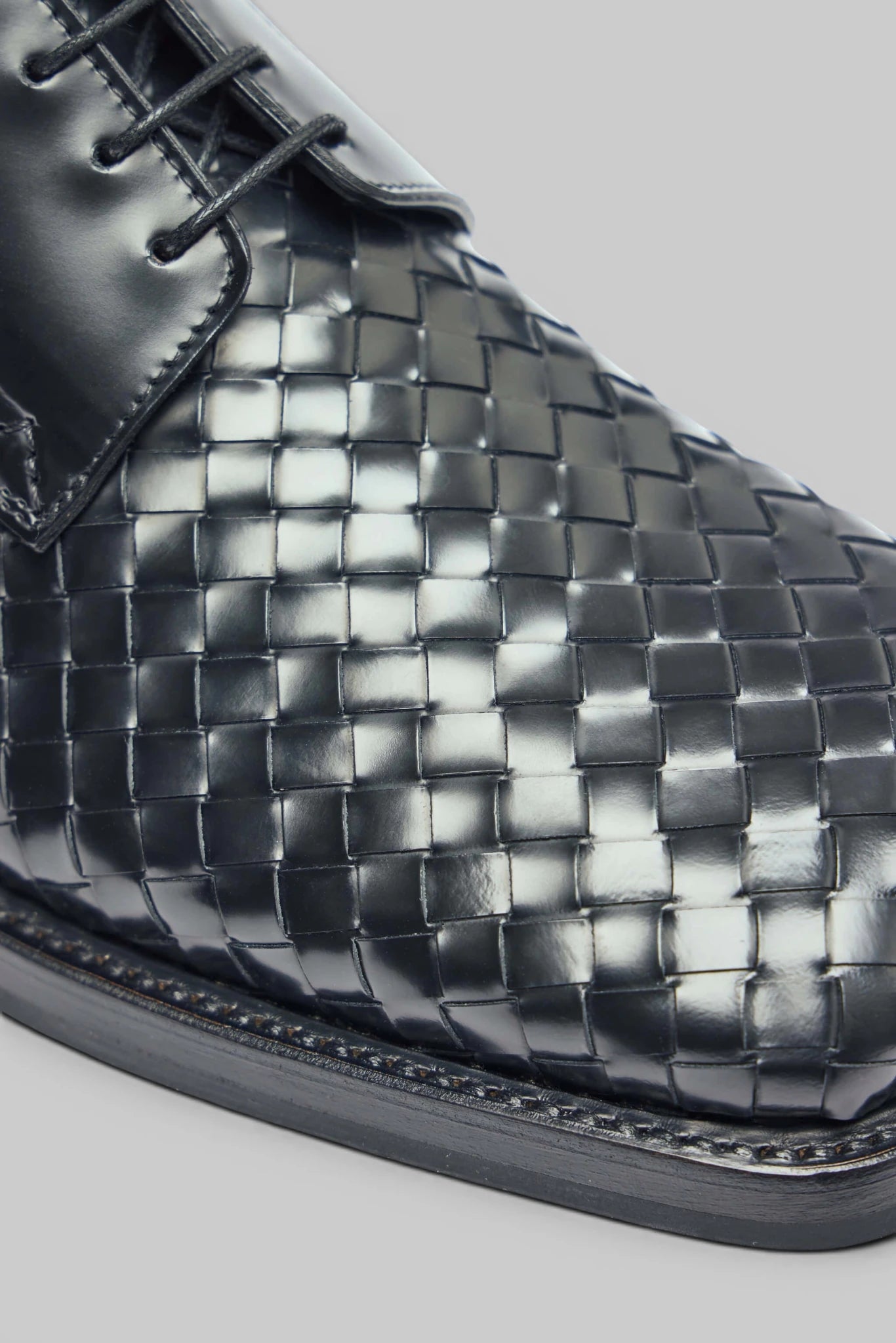 Bottega Veneta - Smashed Lace Up Intrecciato CL - LABELS