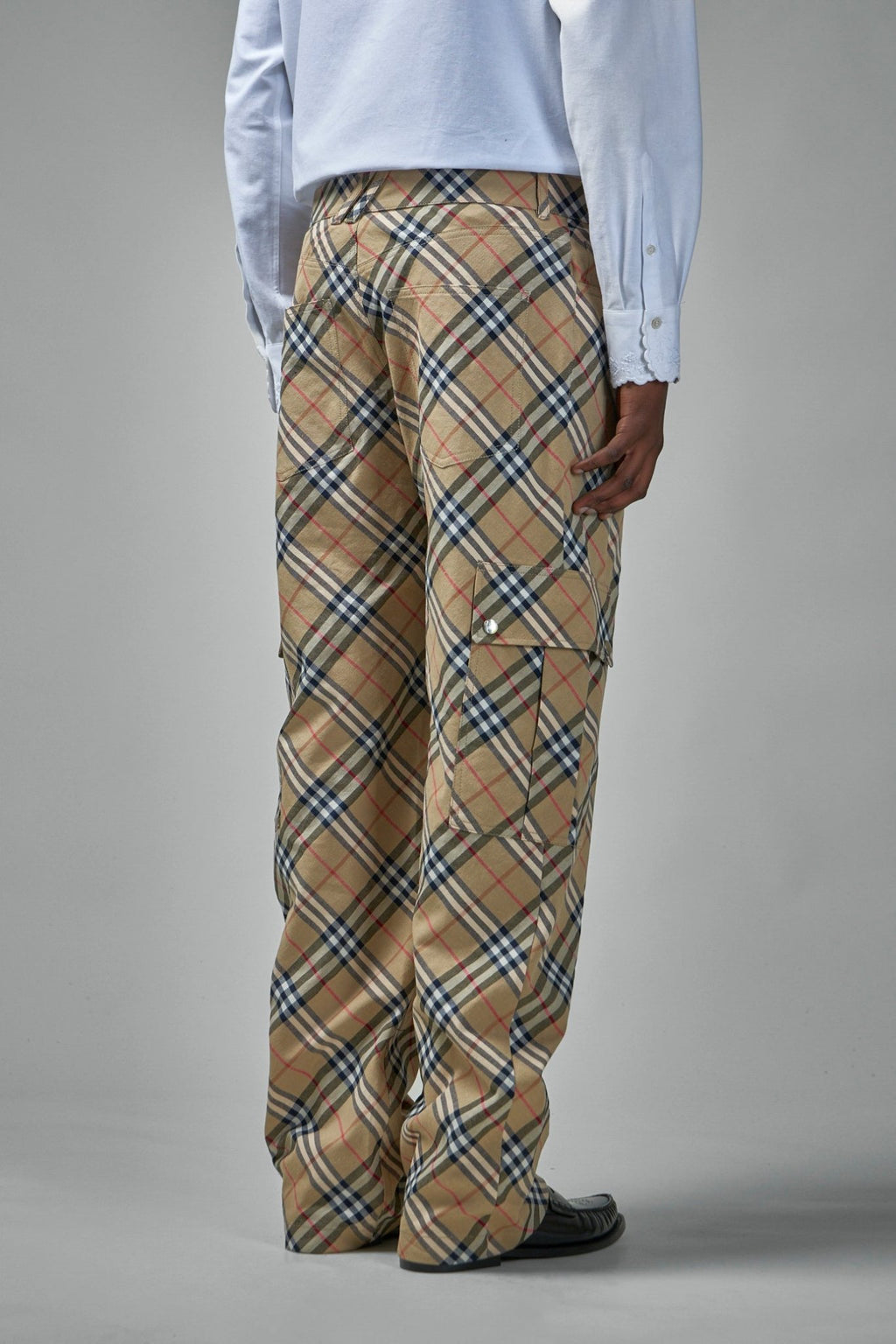 Burberry - Check Cargo pants - LABELS