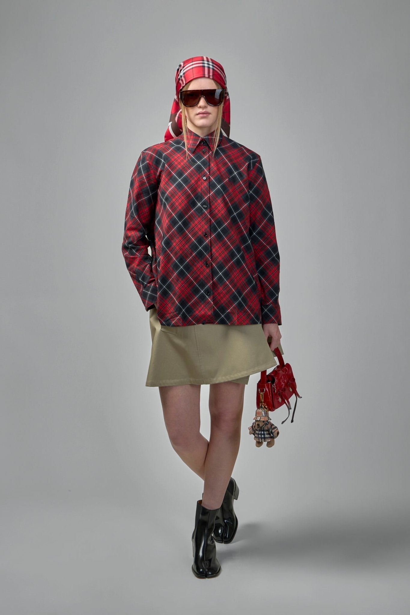 Burberry - Heidi Top IP Check - LABELS