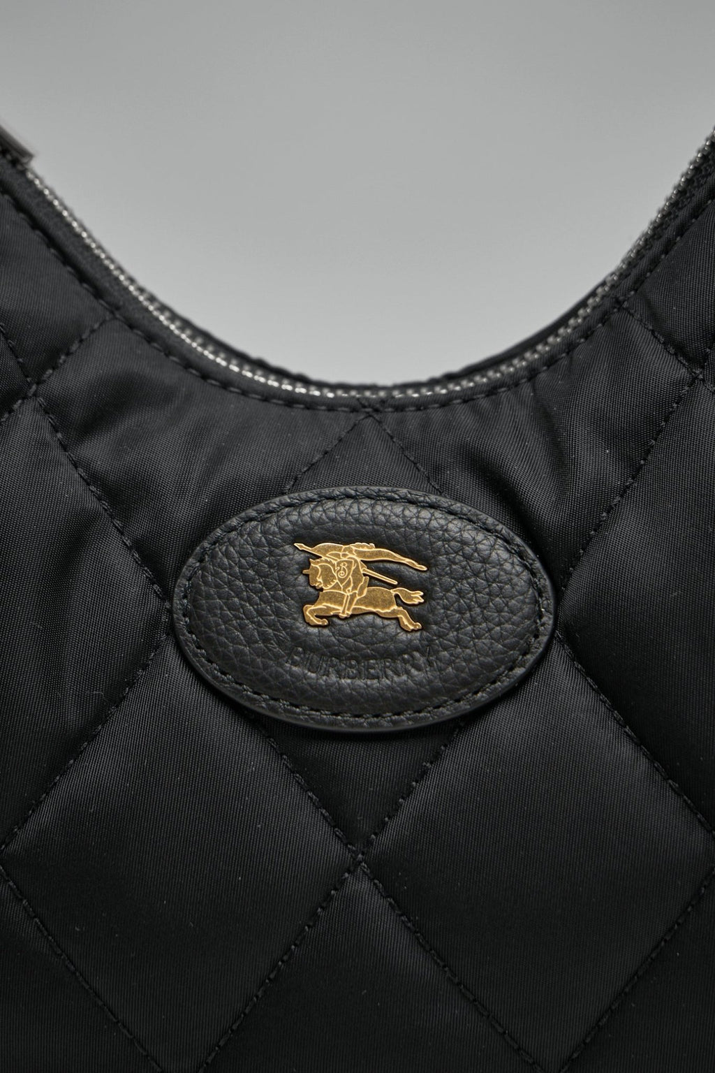 Burberry - Horseshoe Crossbody Bag - LABELS