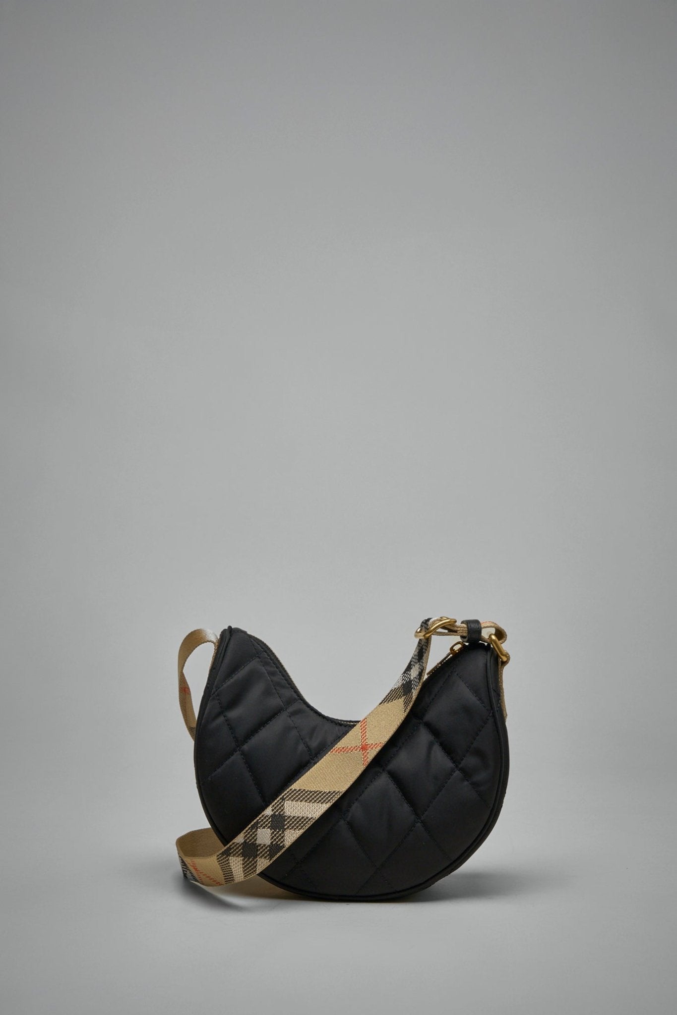 Burberry - Horseshoe Crossbody Bag - LABELS