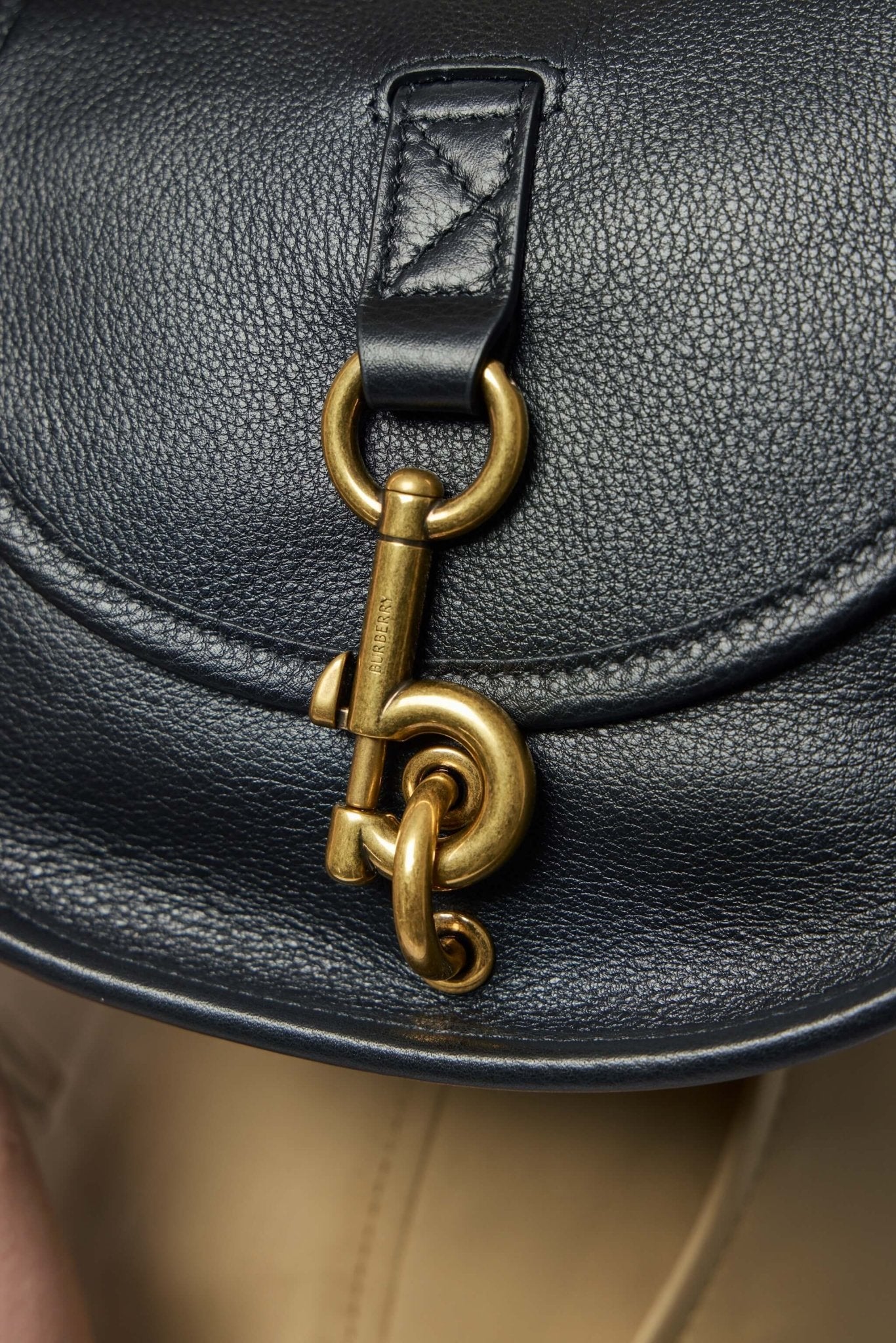 Burberry - Ll Mn B Clip Messenger Lgl - LABELS