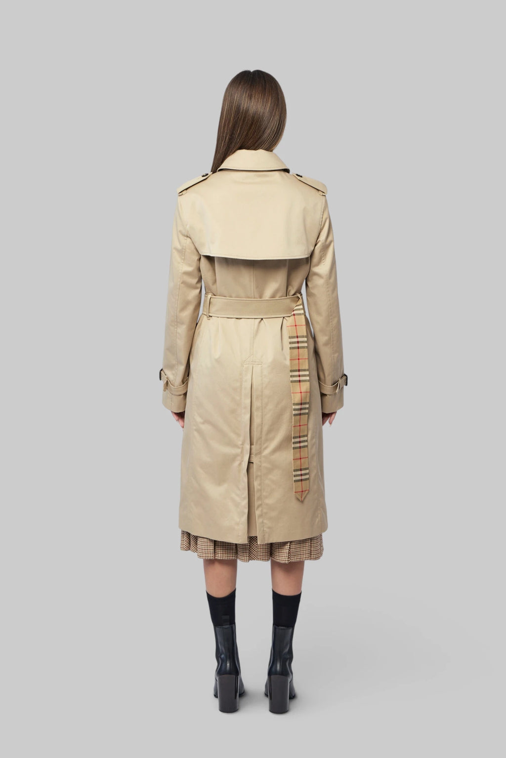 Burberry - Long Gabardine Lakefield Trench Coat - LABELS