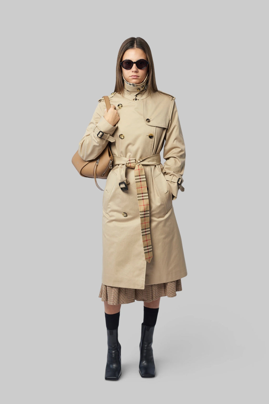 Burberry - Long Gabardine Lakefield Trench Coat - LABELS