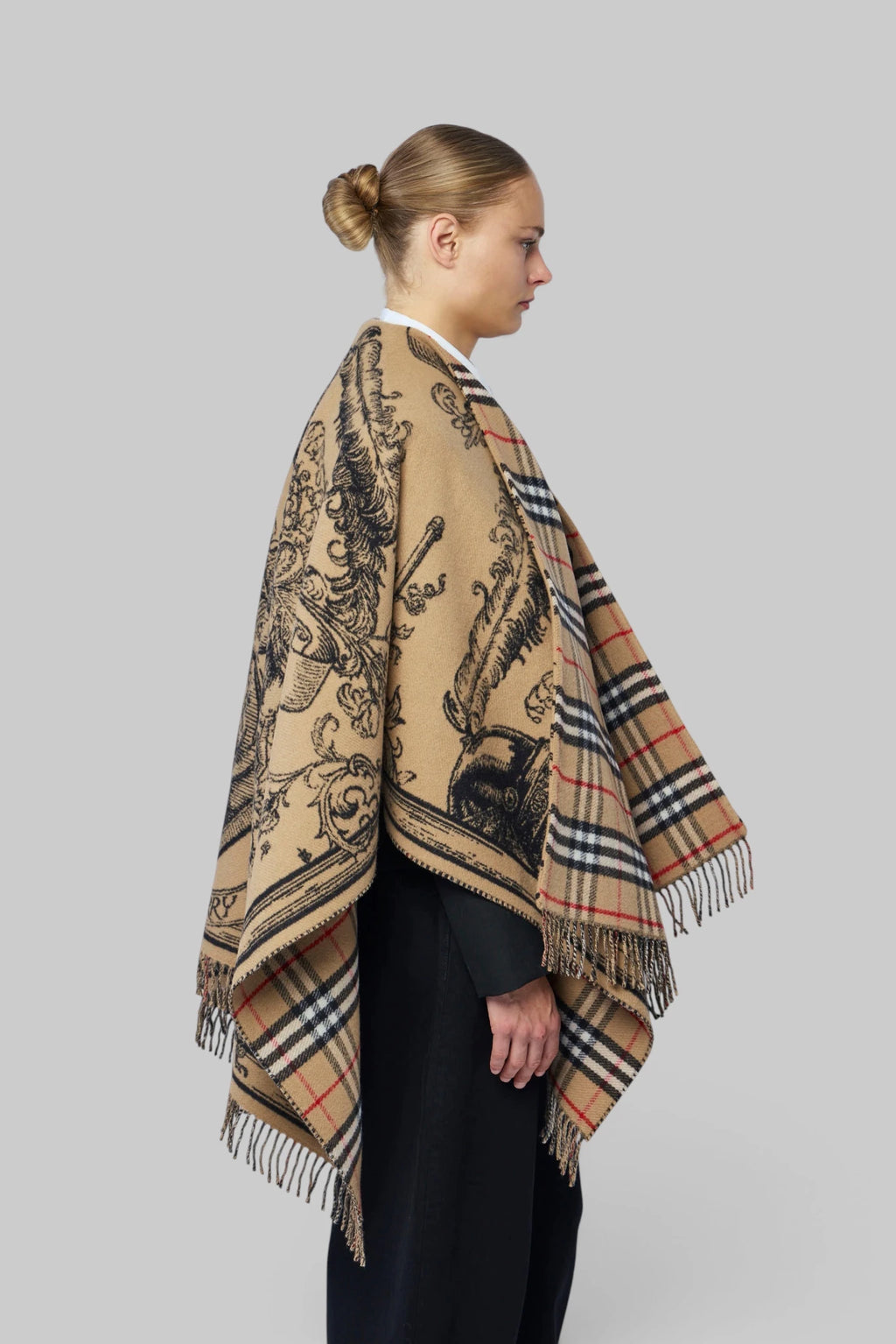 Burberry - Reversible Etched Knight Wool Cape - LABELS