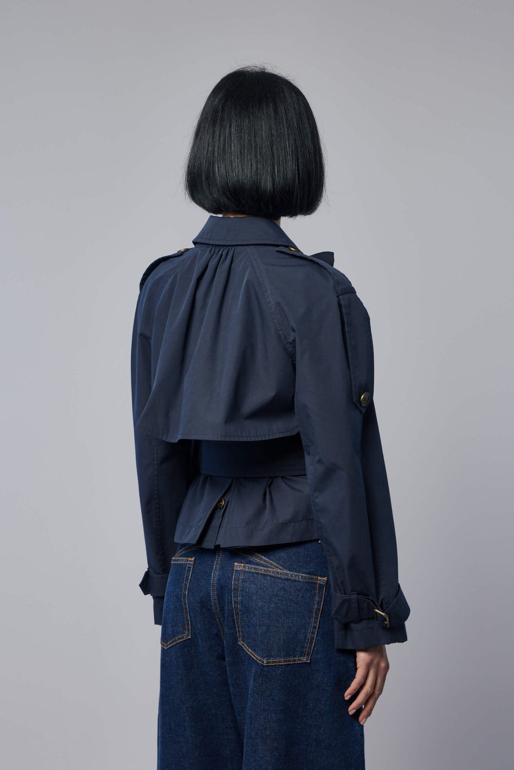 Burberry - Short Canvas Trerose Trench Coat - LABELS