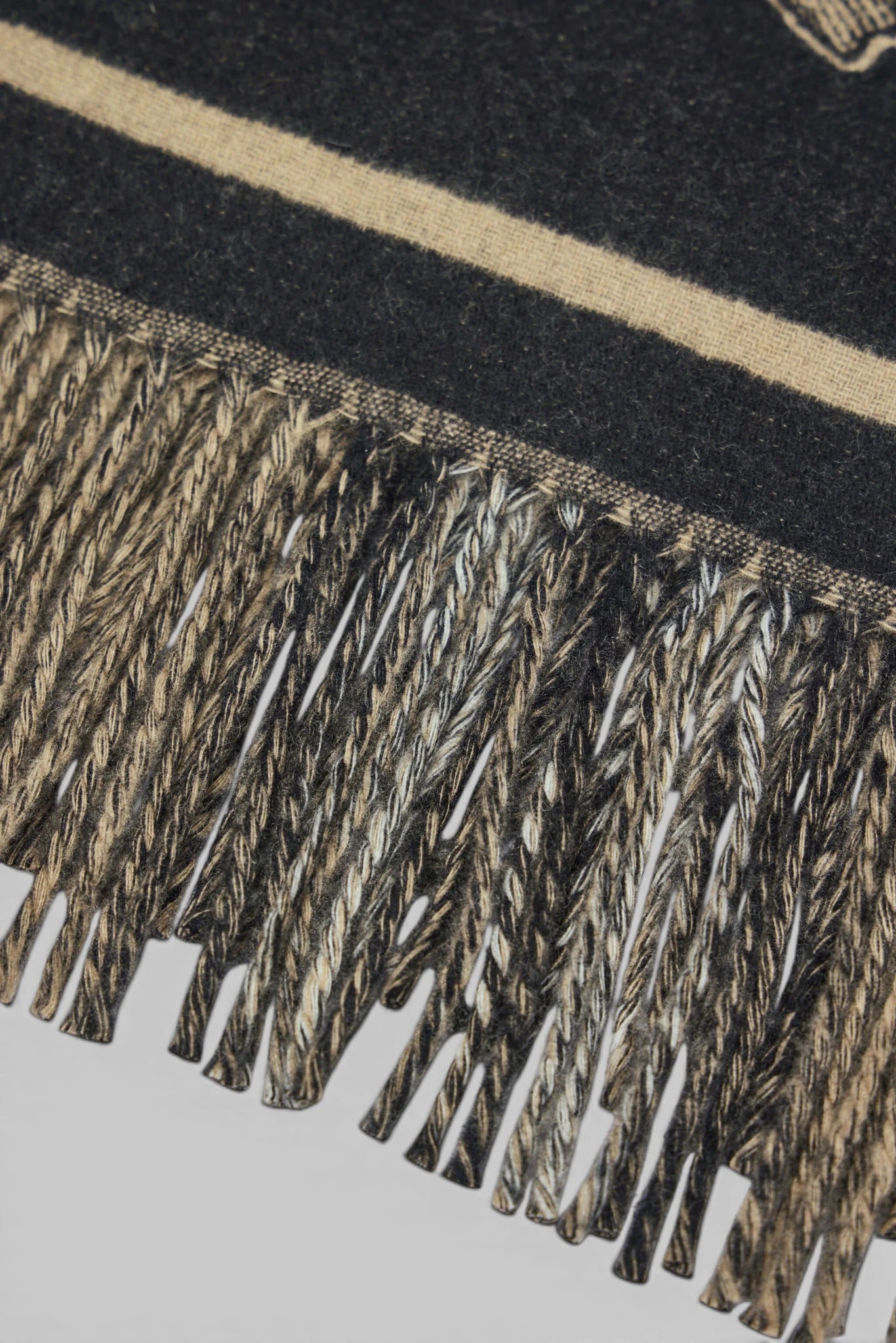 Burberry - Wide Gallant Knight Cashmere Scarf - LABELS