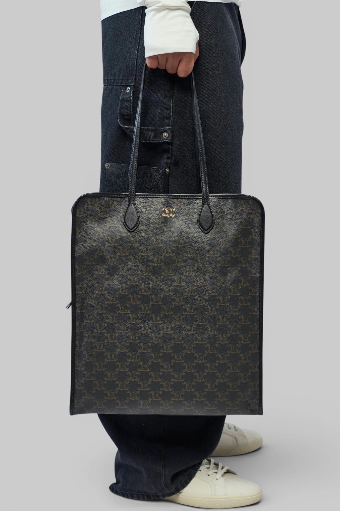 Celine - Cabas Vertical - LABELS