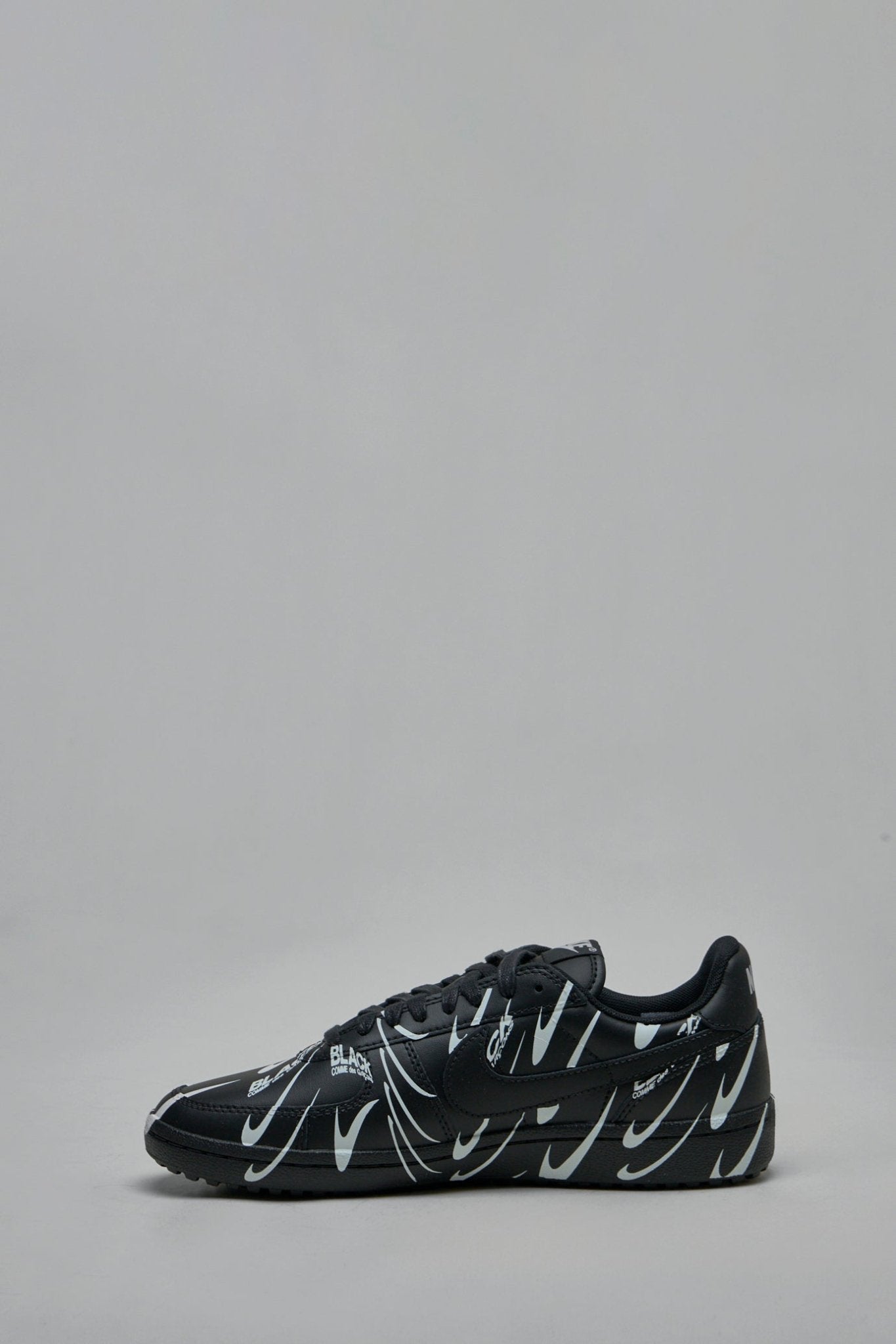 Comme des Garçons BLACK – LABELS