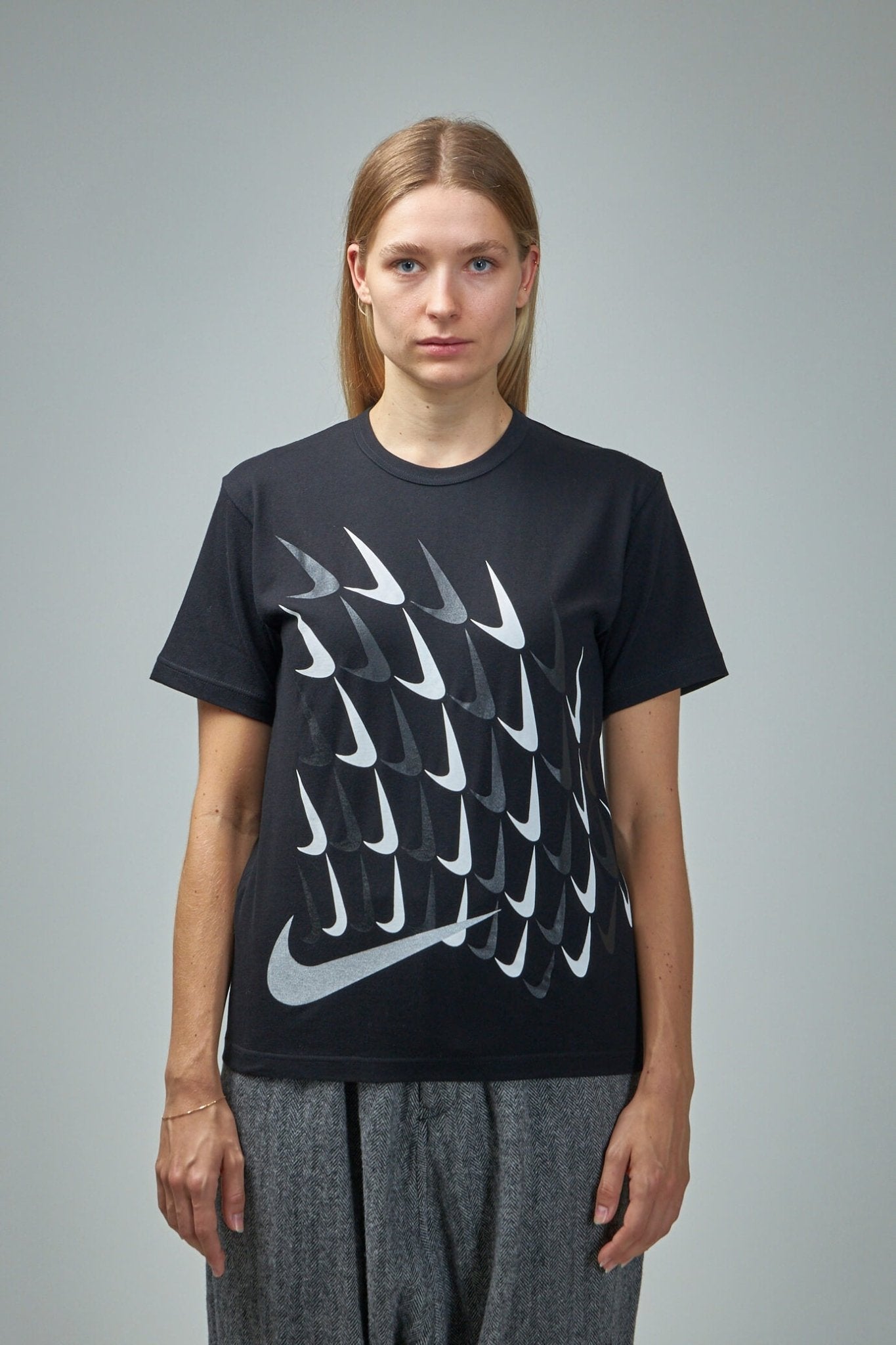 black comme des garcons nike t shirt