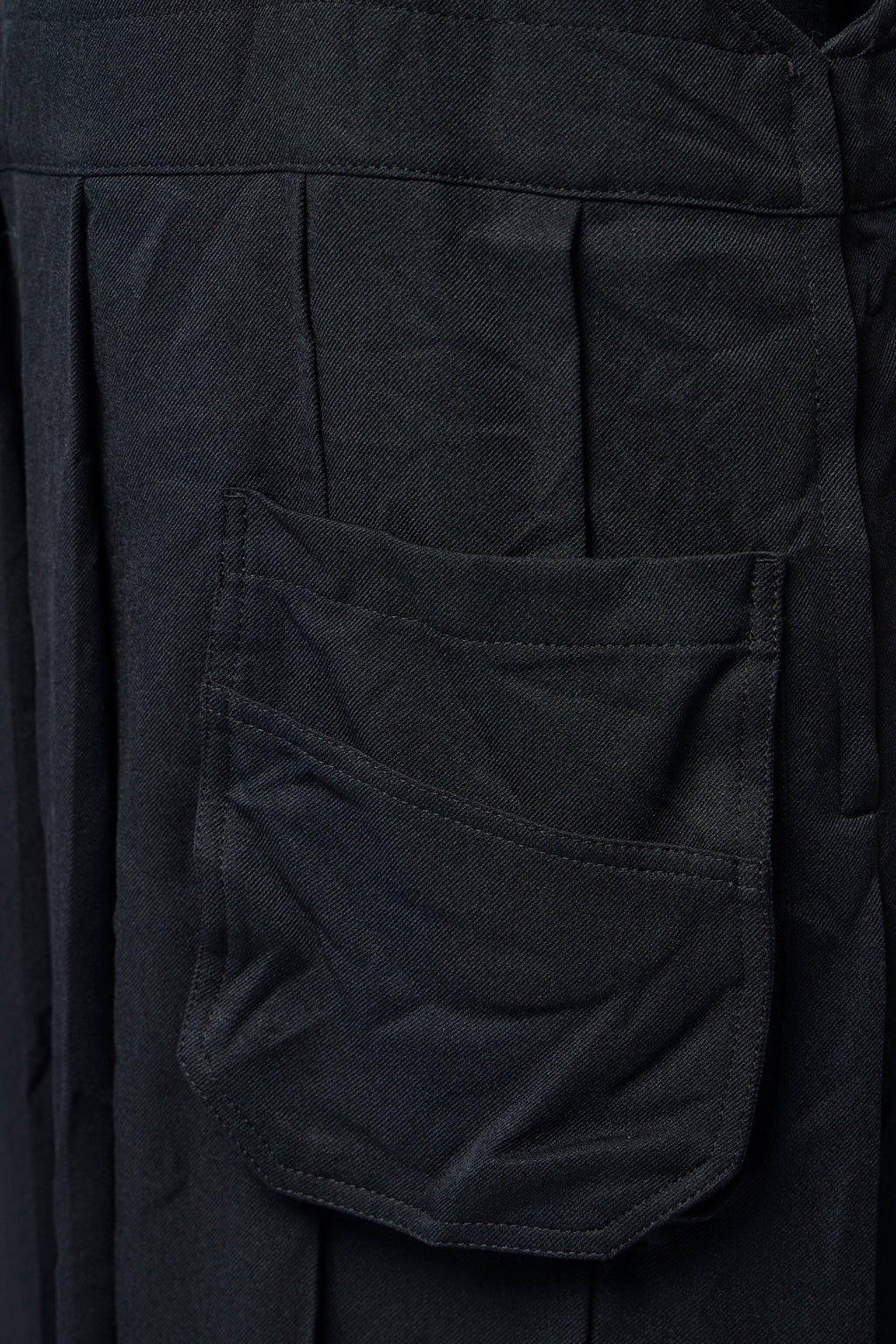 Comme des Garçons BLACK - Unisex J - skirt - LABELS