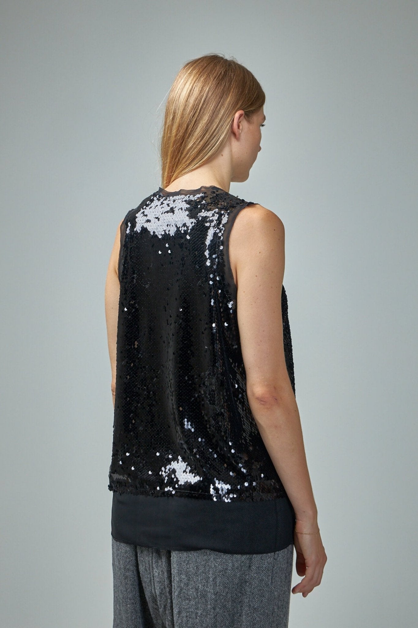 Comme des Garçons – LABELS