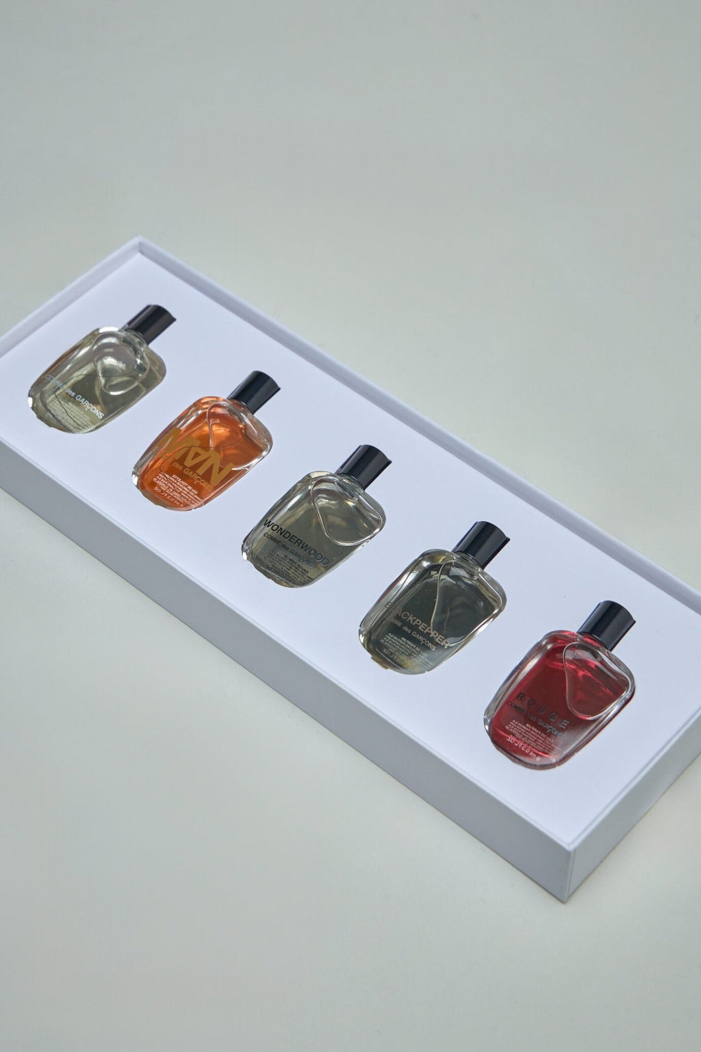 Comme des Garçons Parfums - Sampling Discovery Set x Samuel de Saboia - LABELS