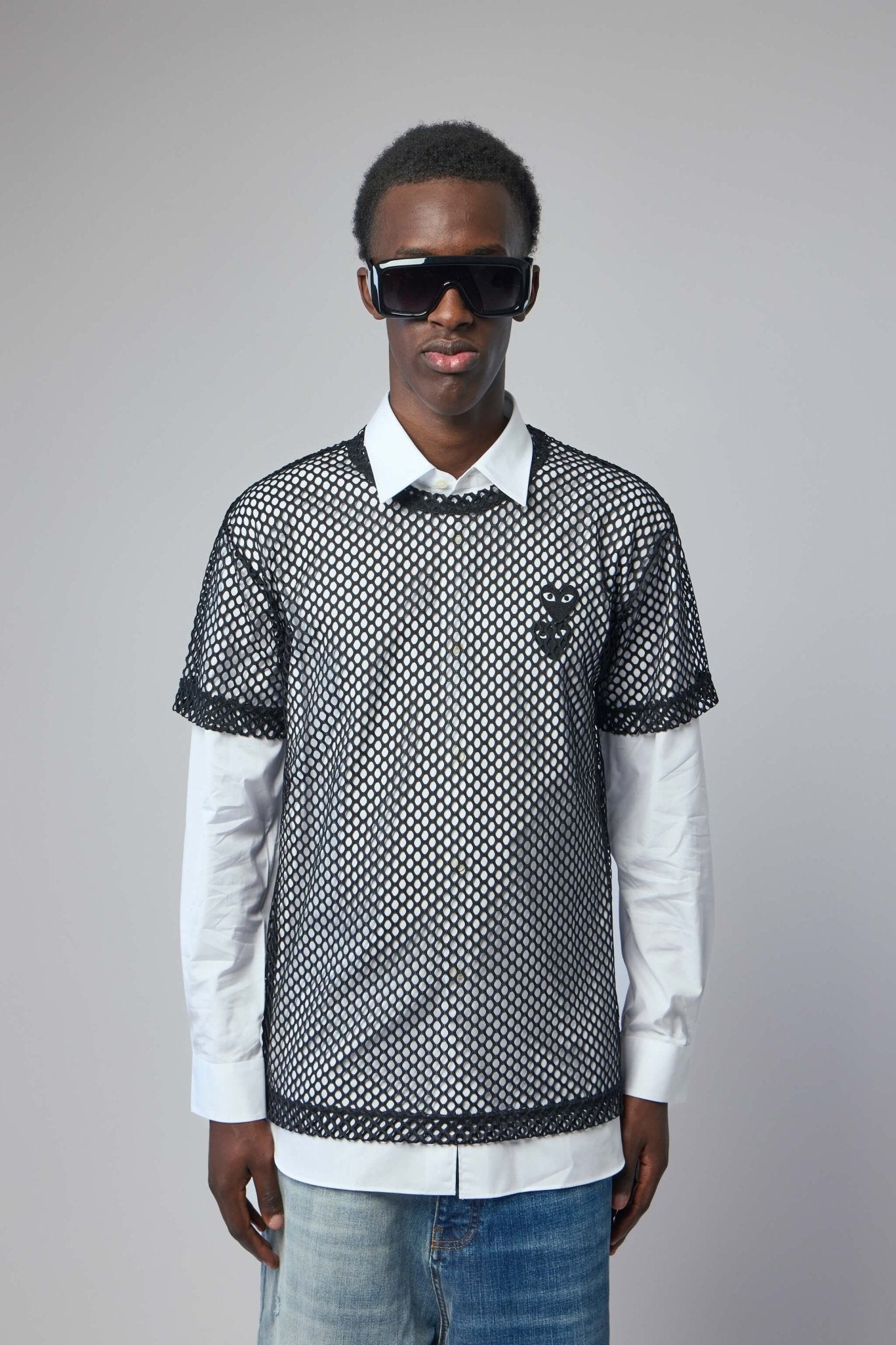 Comme des Garçons PLAY - T-shirt Mesh Large Black Emblem - LABELS