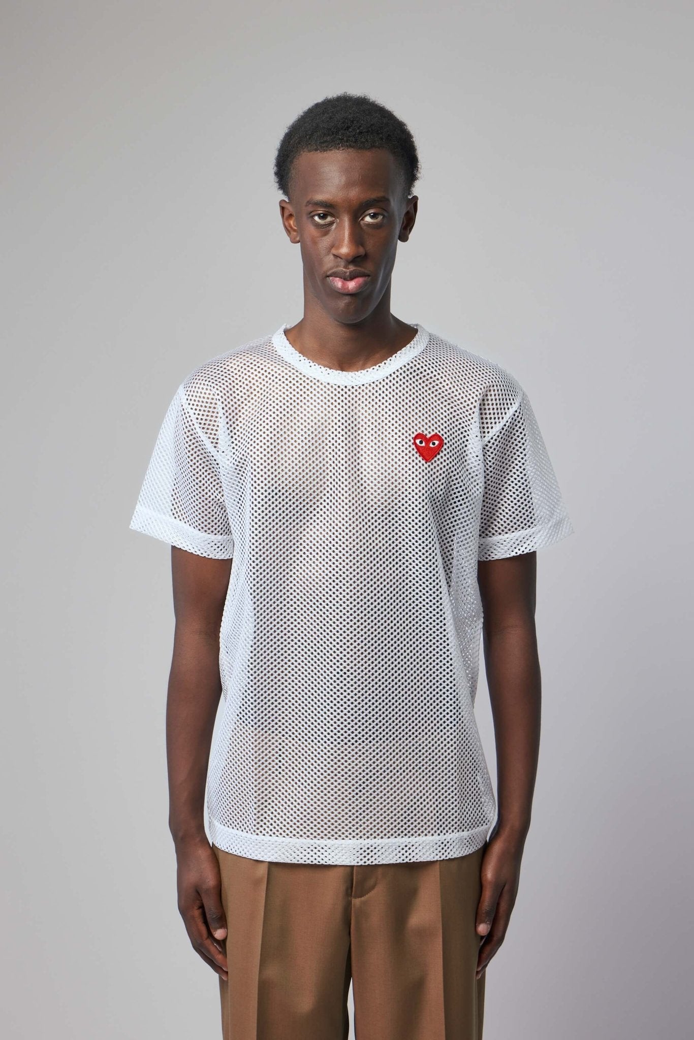 Comme des Garçons PLAY - T-shirt Mesh Red Emblem - LABELS