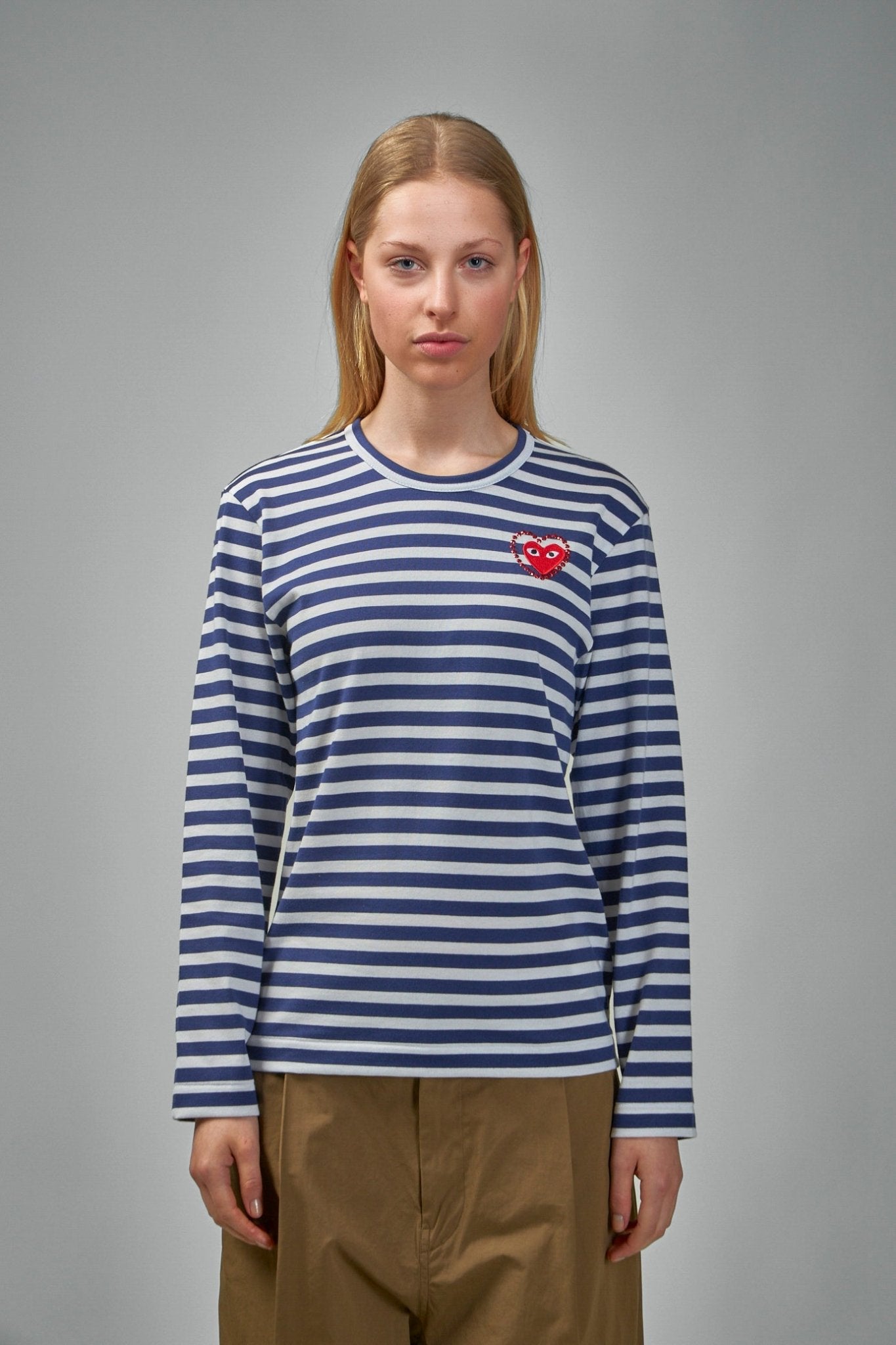 Comme des Garçons PLAY - T-Shirt Metalstone Emblem Metalstone Heart - LABELS