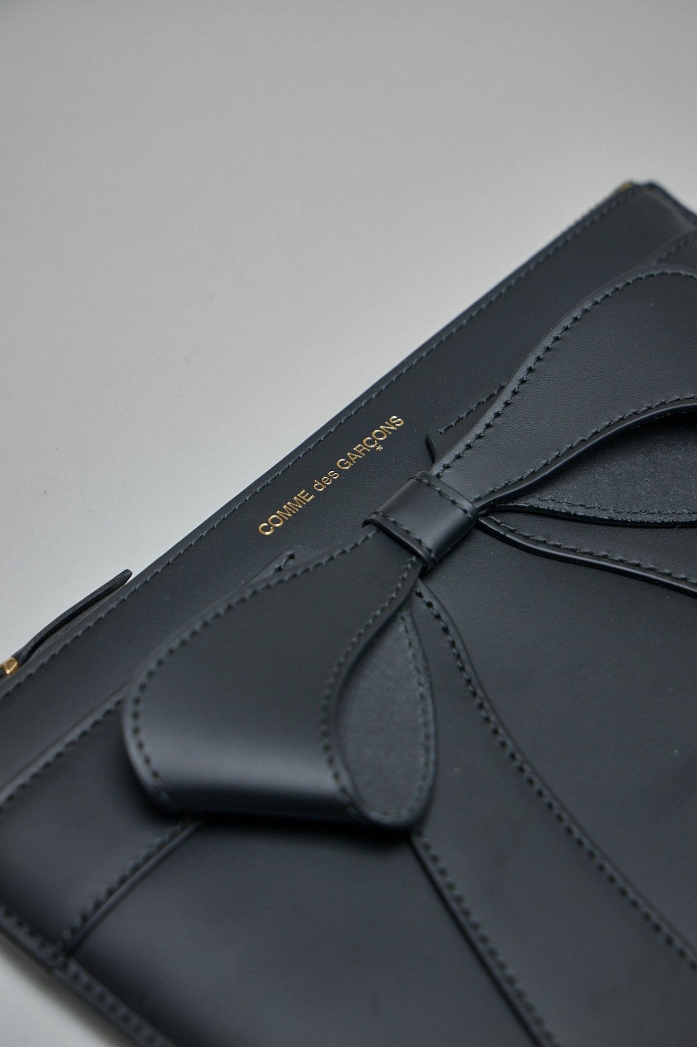 Comme des Garçons Wallets - Big Bow Wallet Medium - LABELS