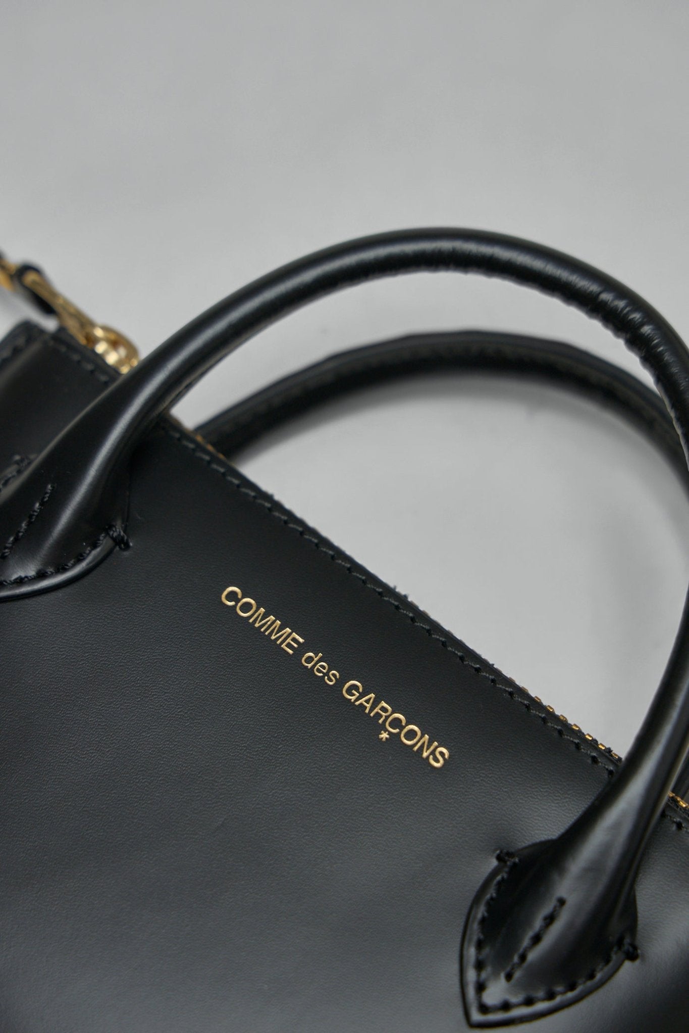 Comme des Garçons Wallets - Handles - LABELS