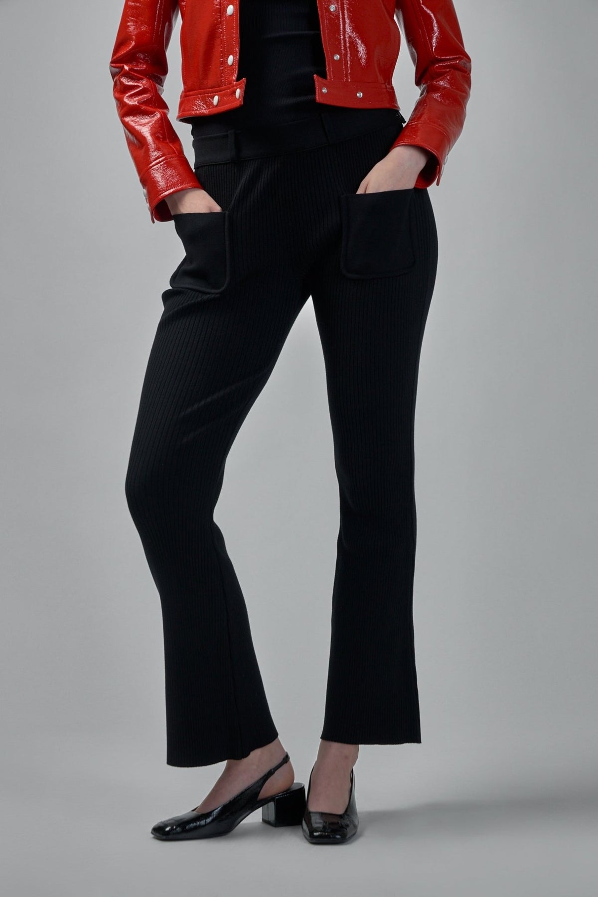 Courrèges Cropped Pants in black ribbed knit with high waist and patch pockets