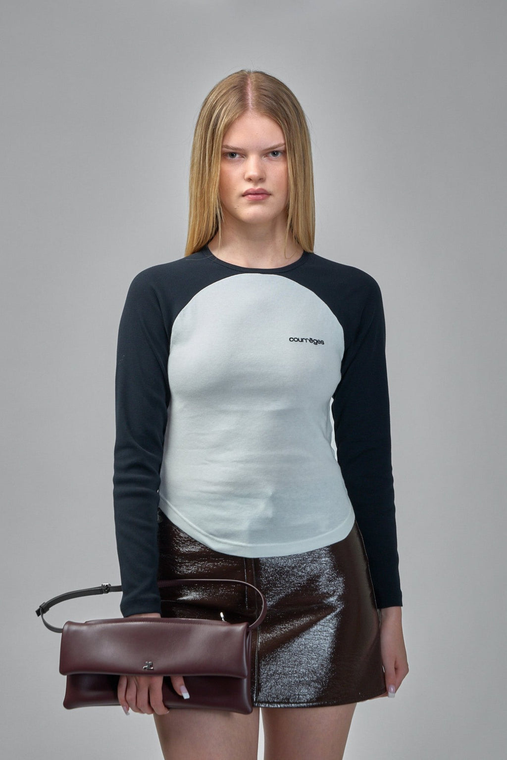 Courrèges - Circle Contrast Long - Sleeved T-Shirt - LABELS